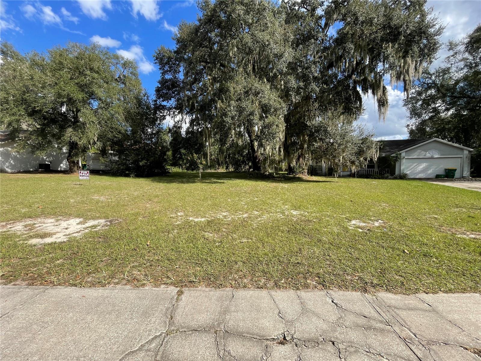 Details for Hemingway Court, DELAND, FL 32720