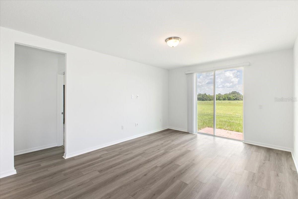 Image 16 of 25 For 1163 Foreshore Lane