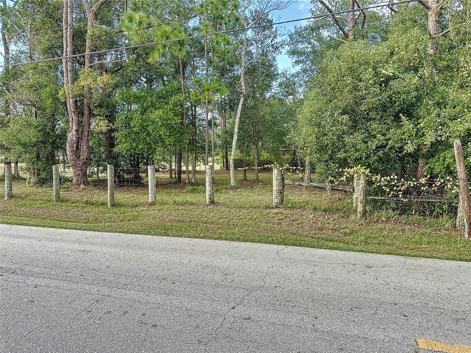 Image 11 of 26 For  19th Street 