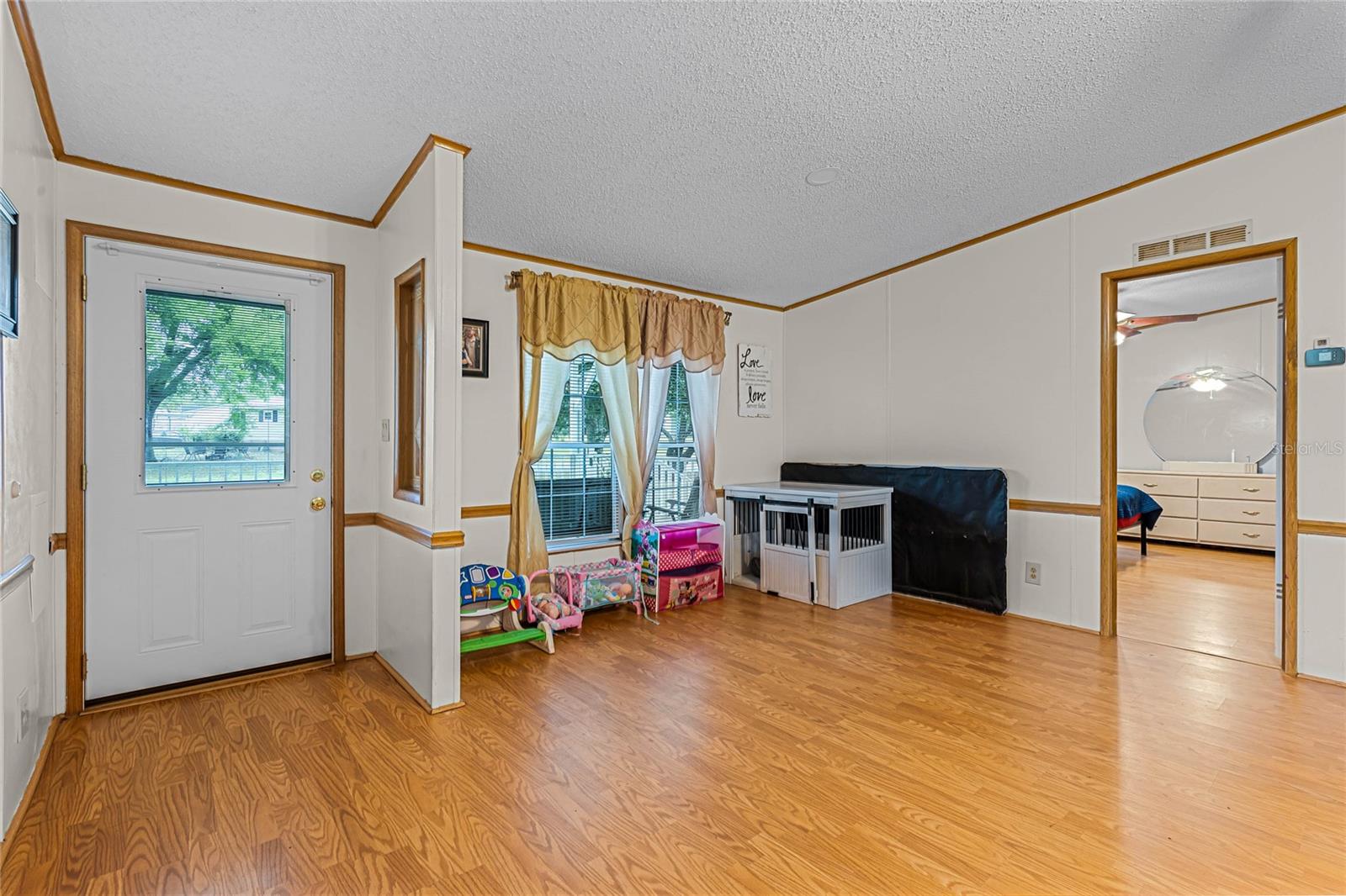 Image 4 of 28 For 7675 County Road 109e