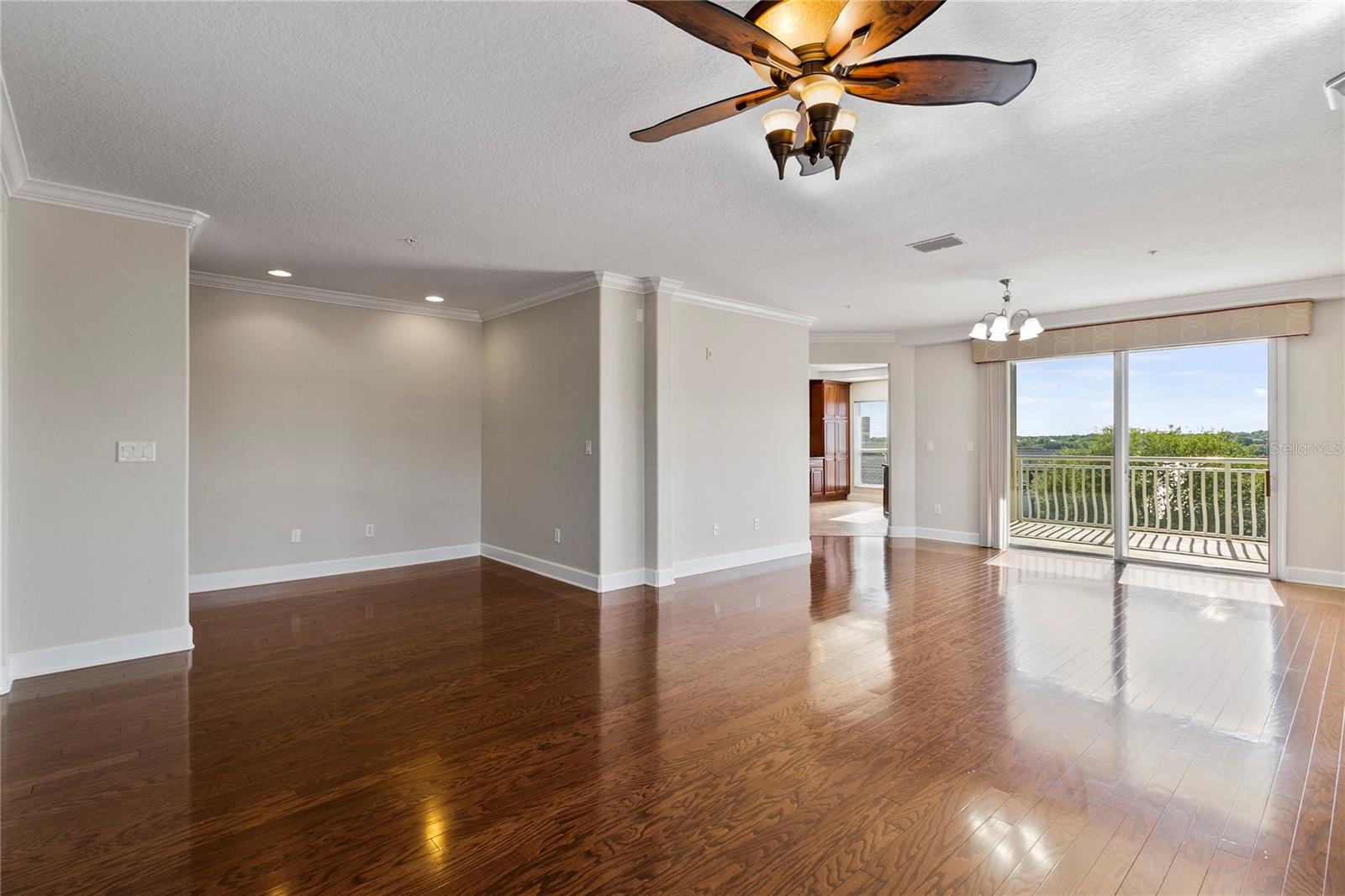 Image 7 of 56 For 7588 Toscana Boulevard 434