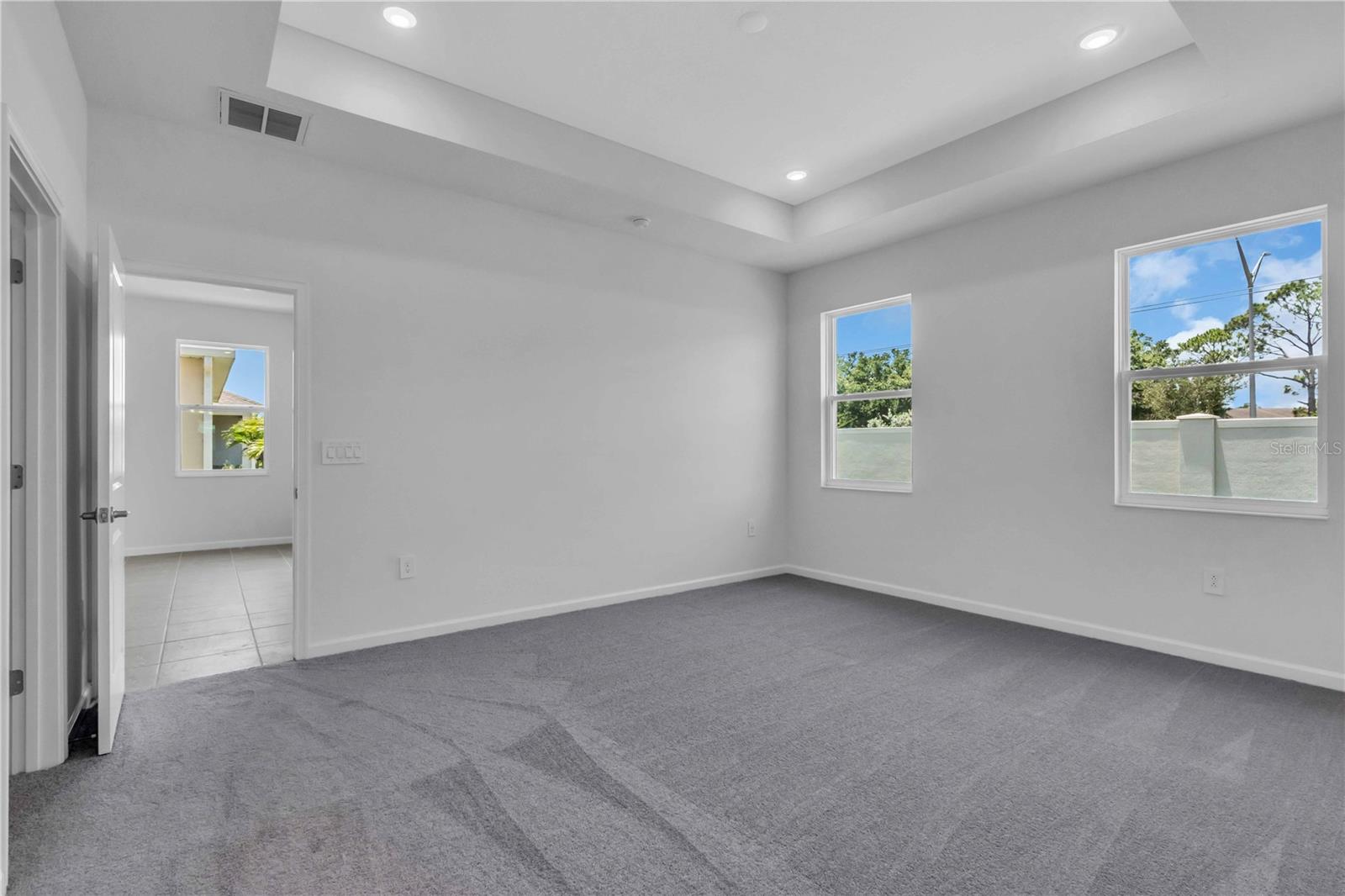 Image 17 of 18 For 9577 Vibrant Lane