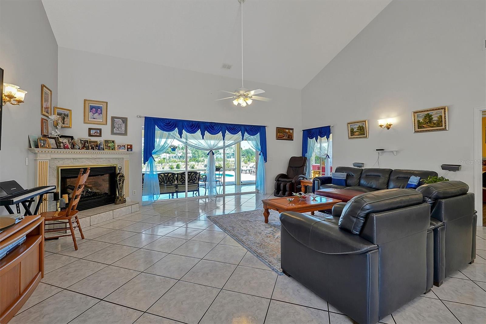 Image 15 of 70 For 12908 Bellerive Drive