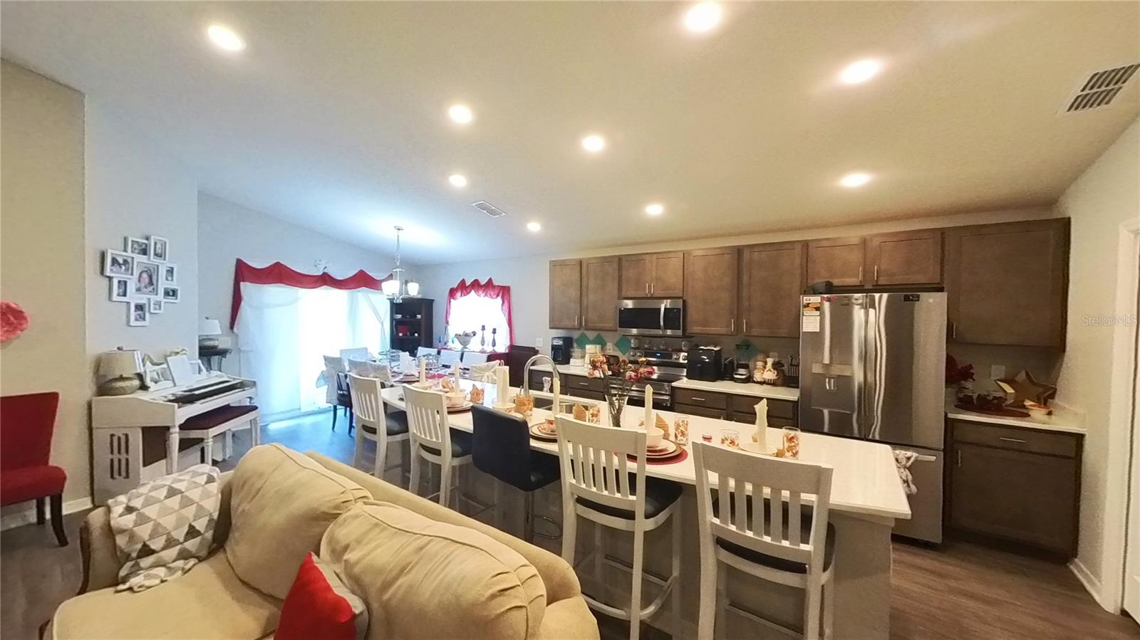 Image 14 of 29 For 2586 San Marco Way
