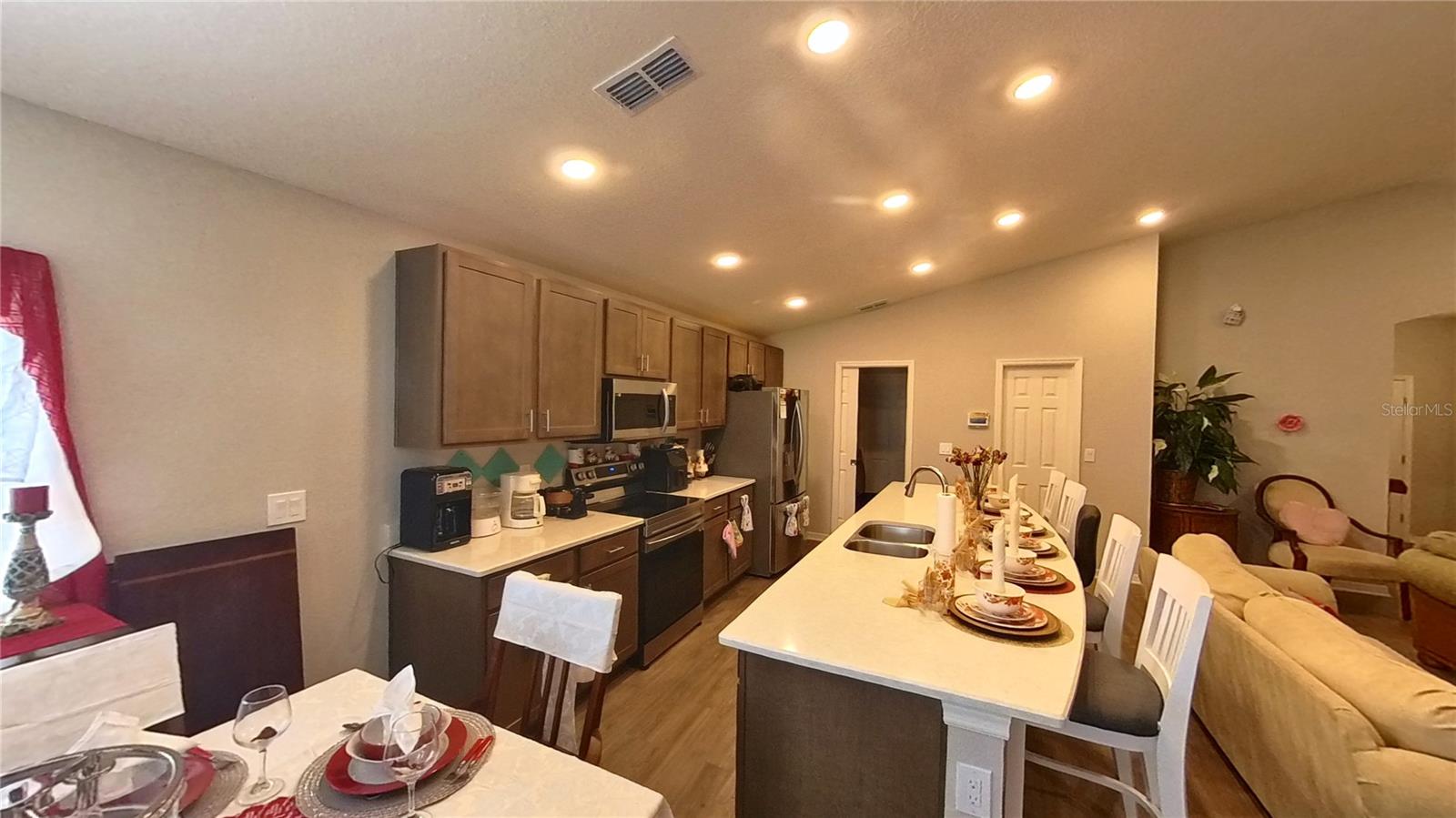 Image 21 of 29 For 2586 San Marco Way