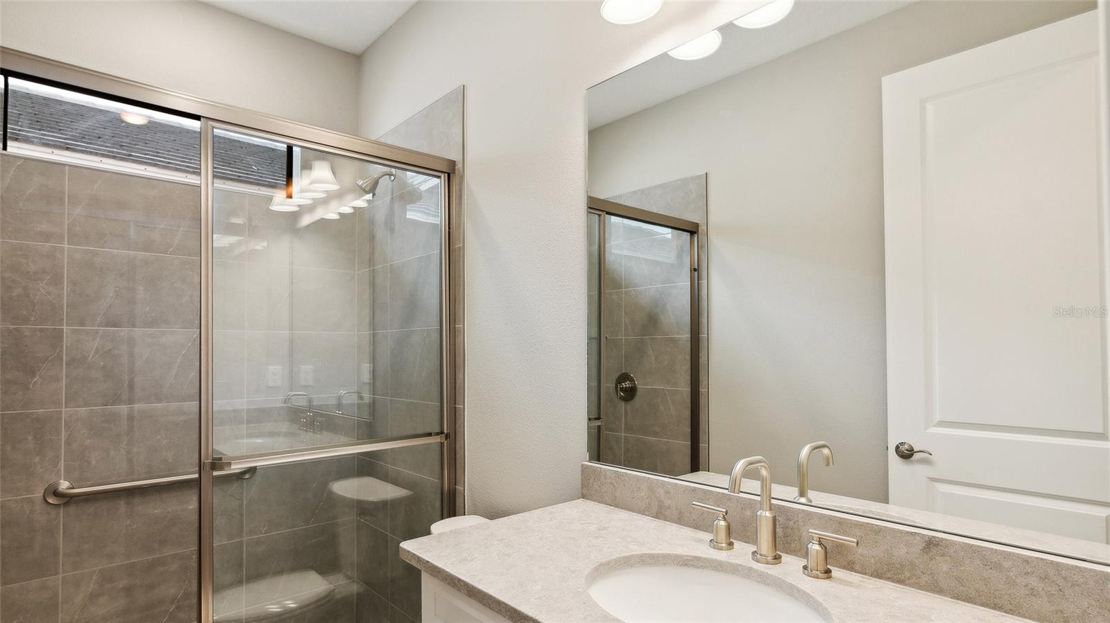 Image 12 of 63 For 4915 Carova Way