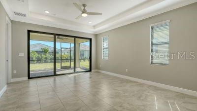 Image 25 of 63 For 4915 Carova Way