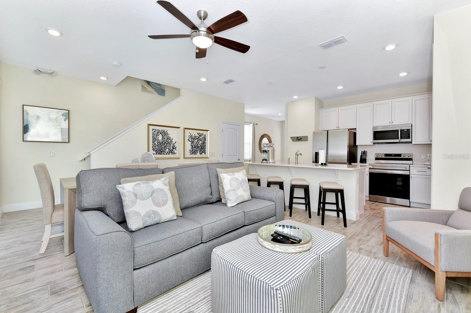 Image 12 of 43 For 8103 Coconut Place
