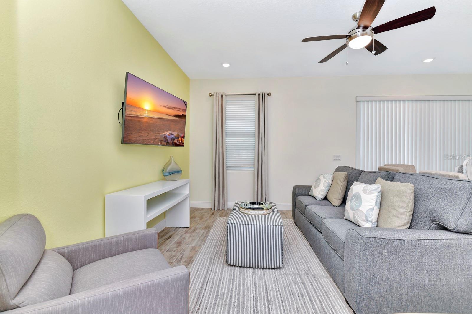 Image 13 of 43 For 8103 Coconut Place