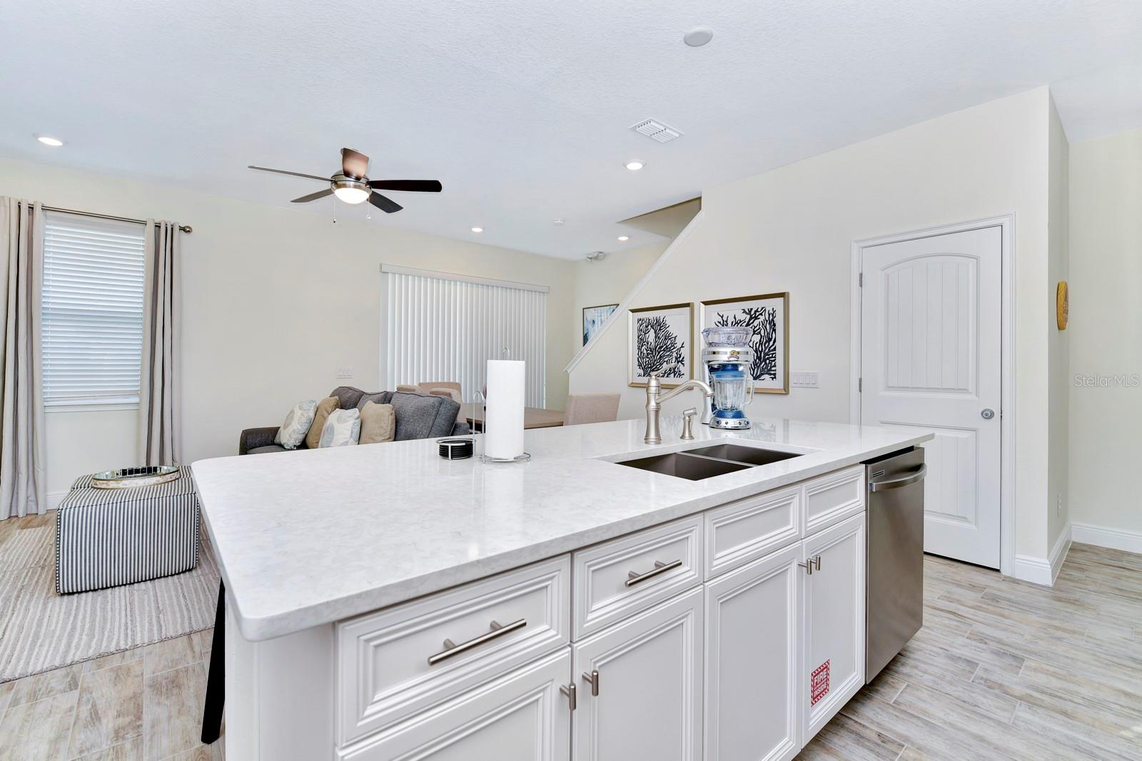 Image 20 of 43 For 8103 Coconut Place