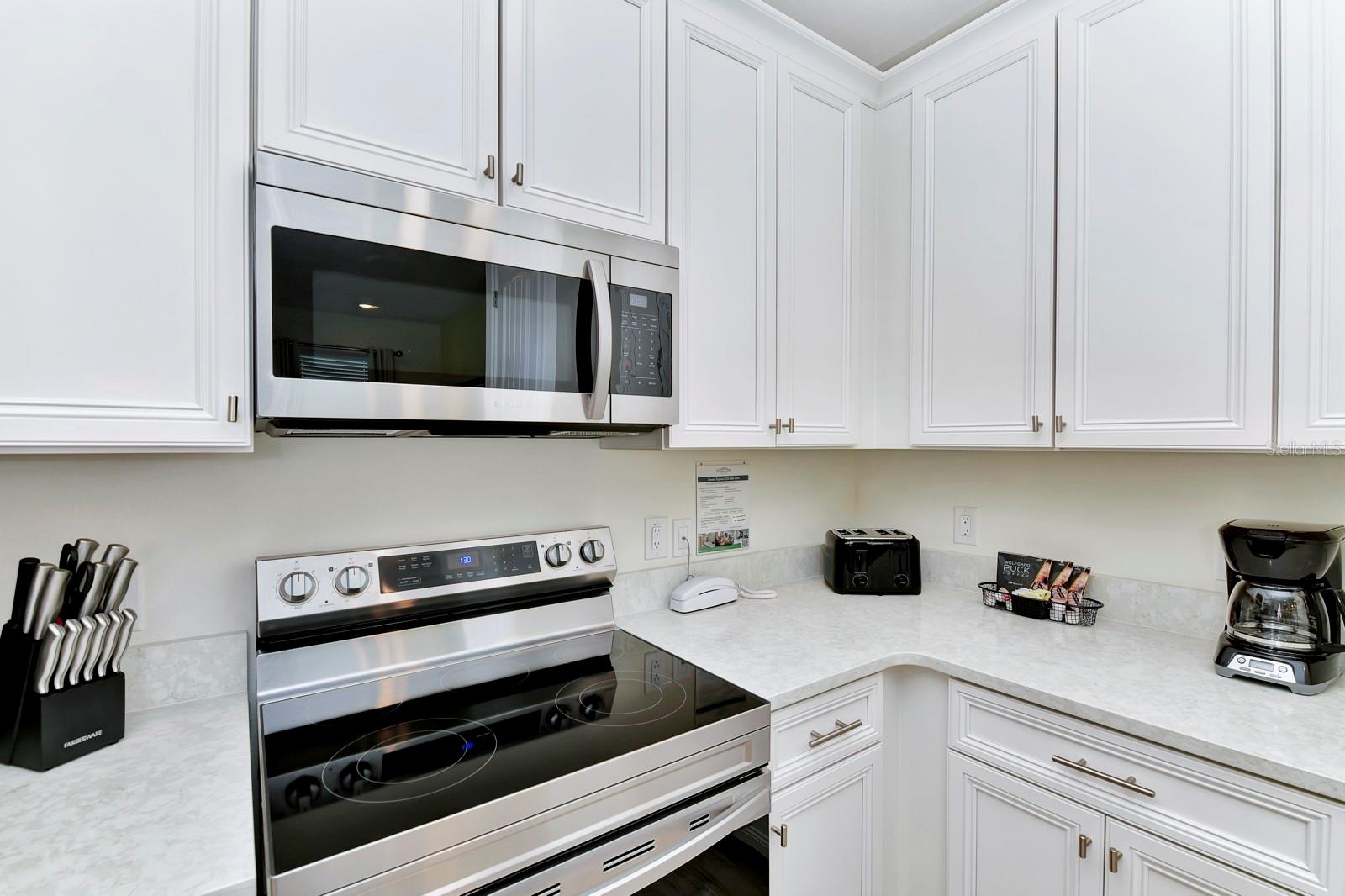 Image 21 of 43 For 8103 Coconut Place