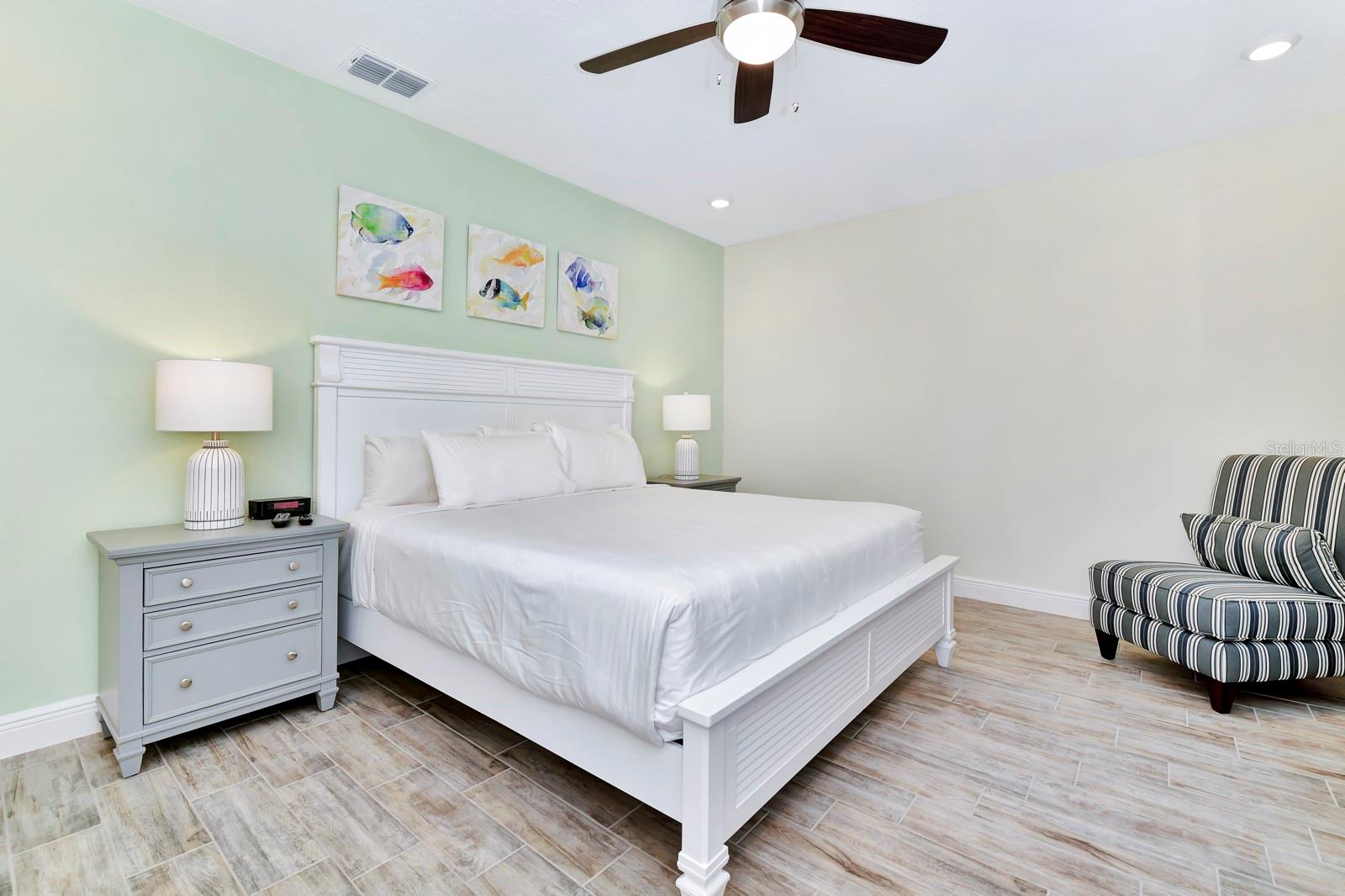Image 33 of 43 For 8103 Coconut Place