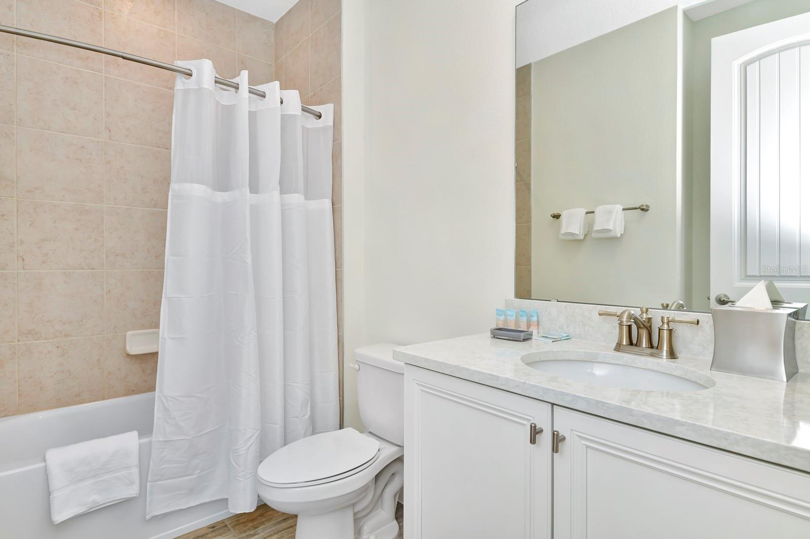 Image 40 of 43 For 8103 Coconut Place
