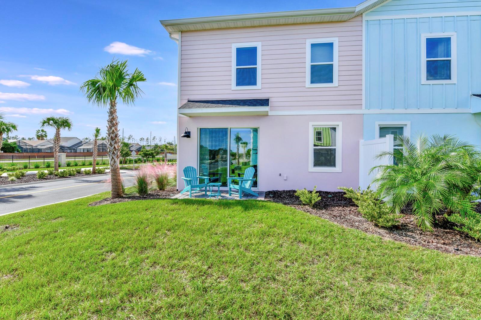 Image 7 of 43 For 8103 Coconut Place