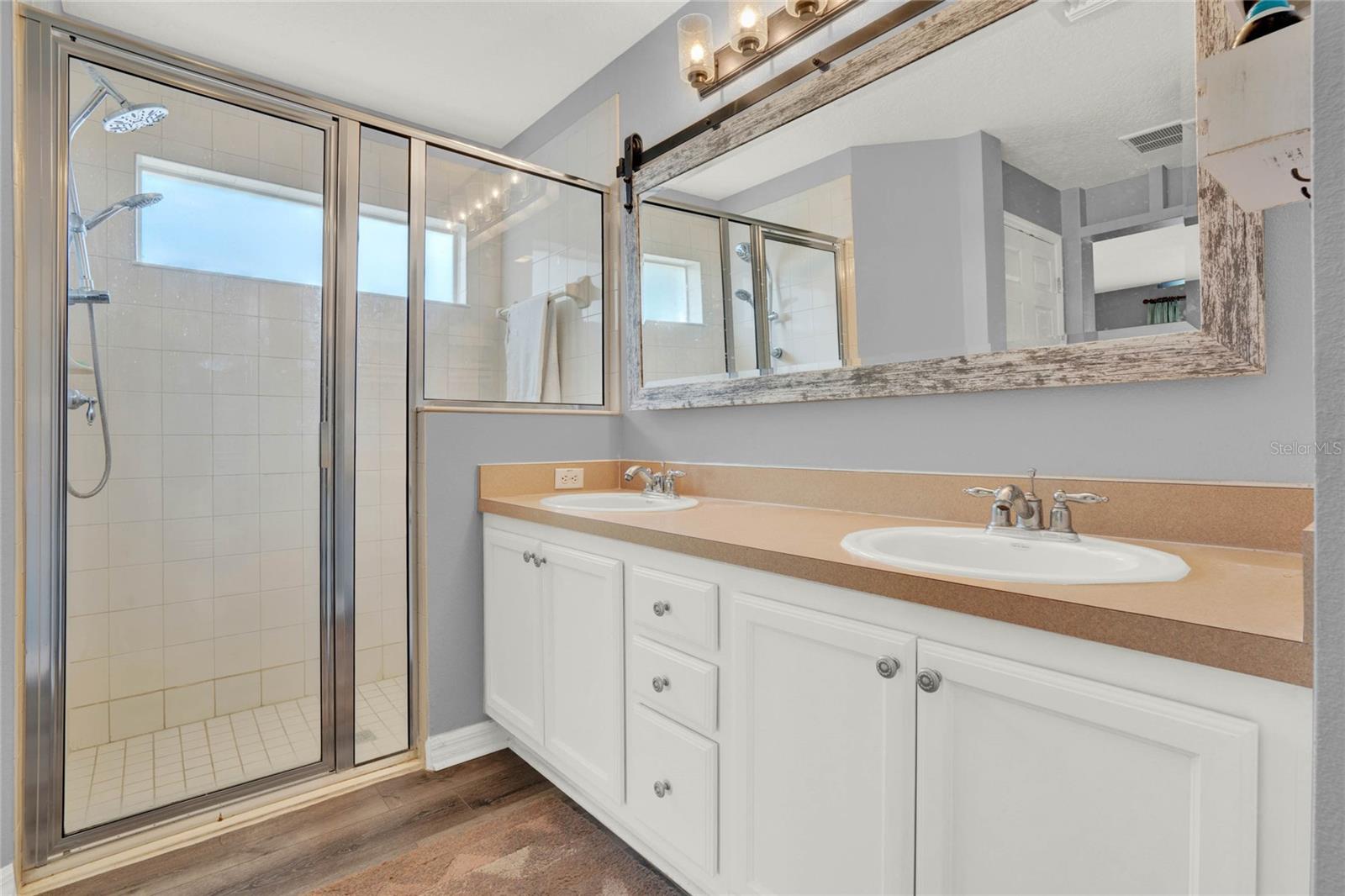 Image 30 of 53 For 4223 Arlington Ridge Boulevard