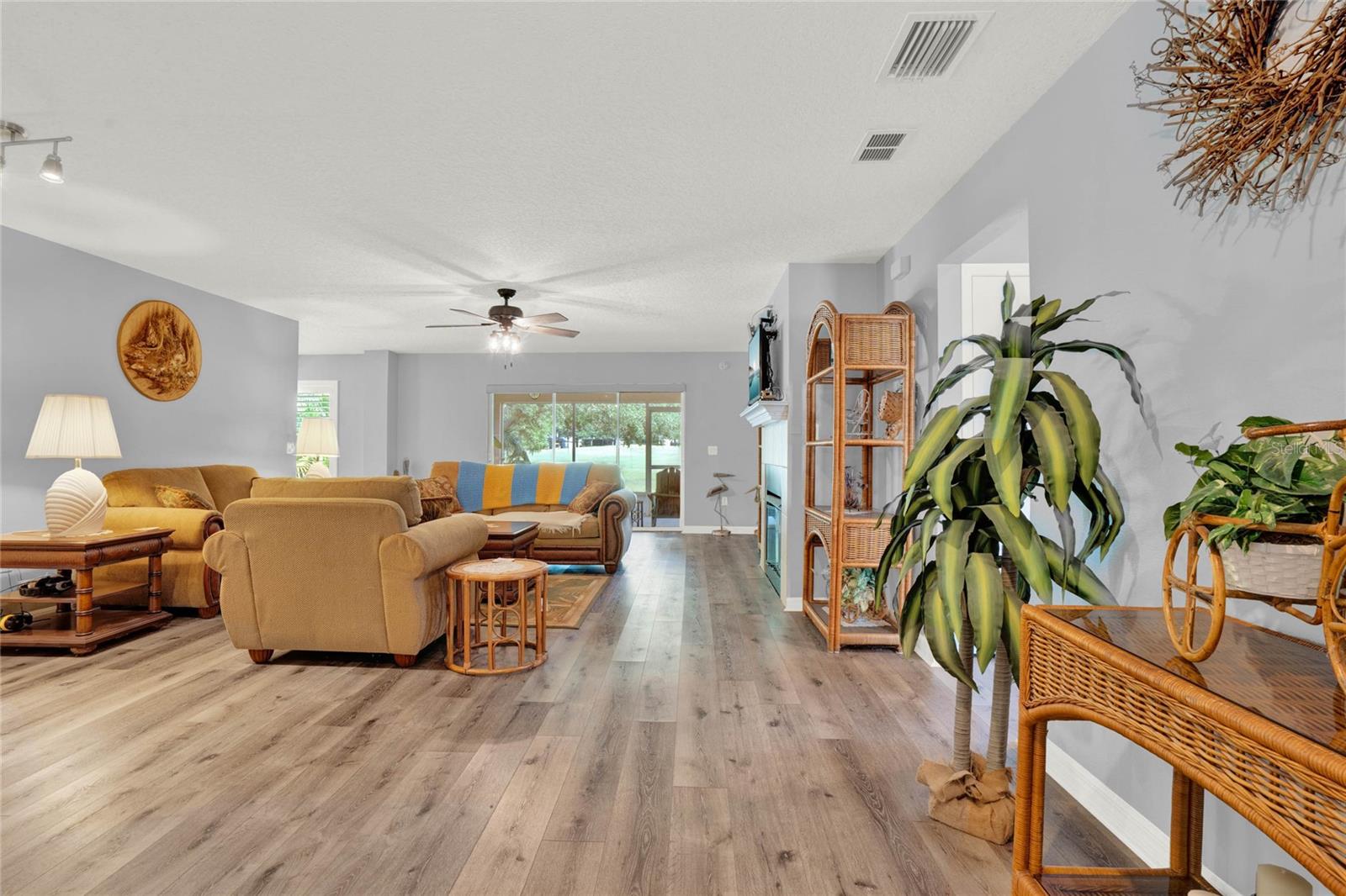 Image 7 of 53 For 4223 Arlington Ridge Boulevard