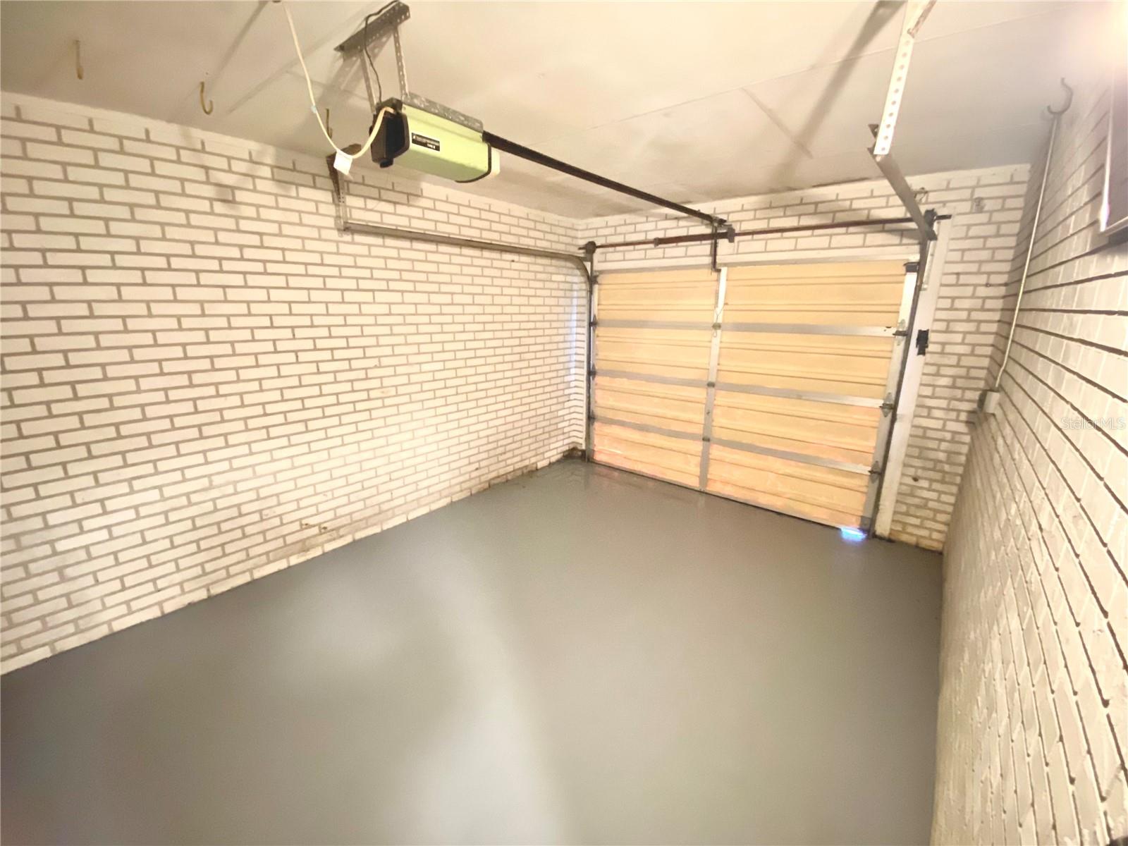 Image 16 of 18 For 2308 Lake Helen Osteen Road