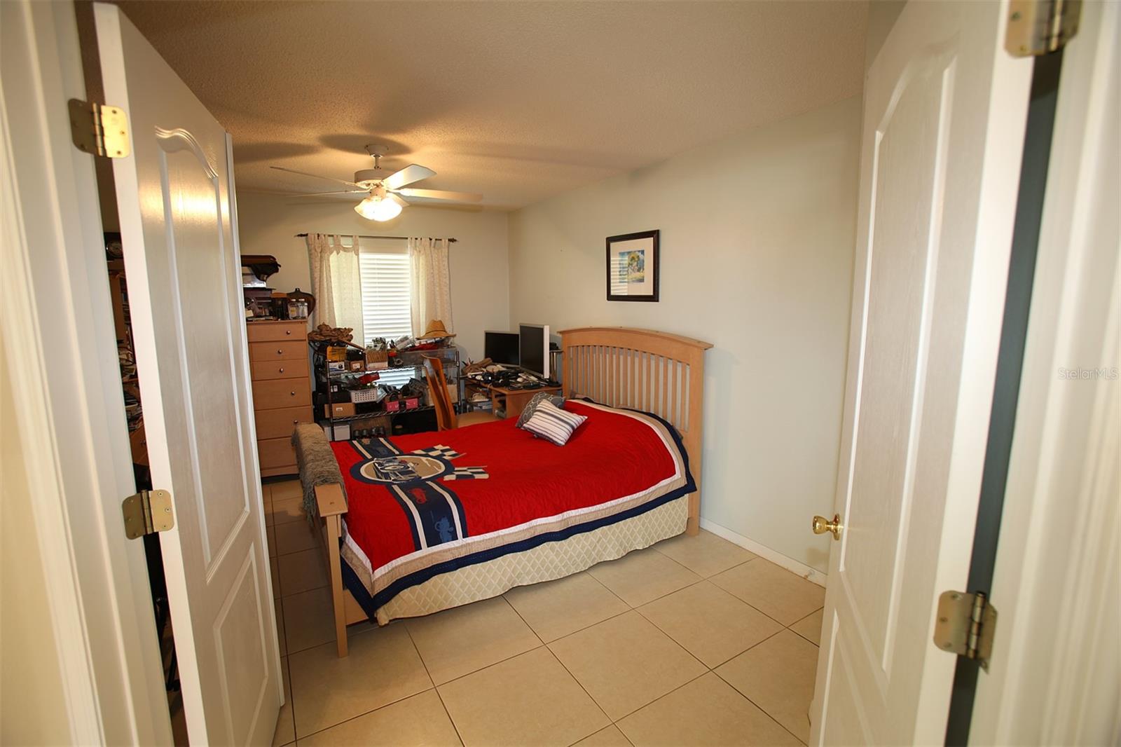 Image 17 of 22 For 1201 Thornbury Court