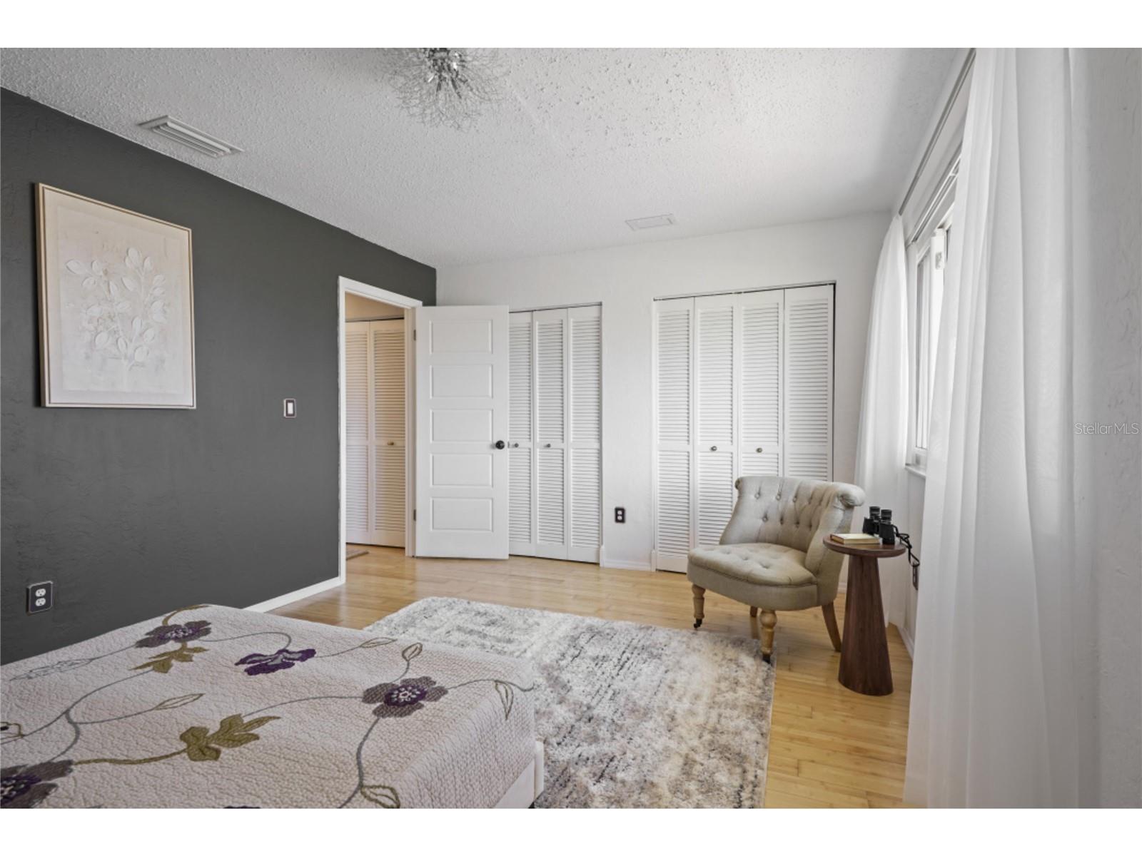 Image 32 of 44 For 59 Chippingwood Lane