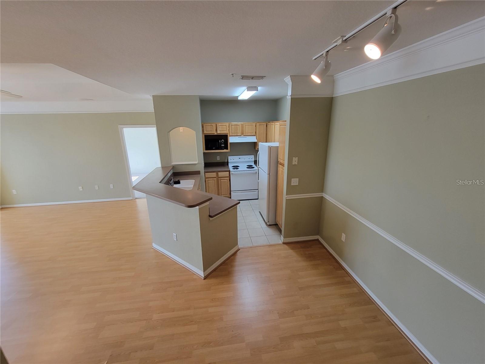 Image 5 of 29 For 3446 Soho Street 304