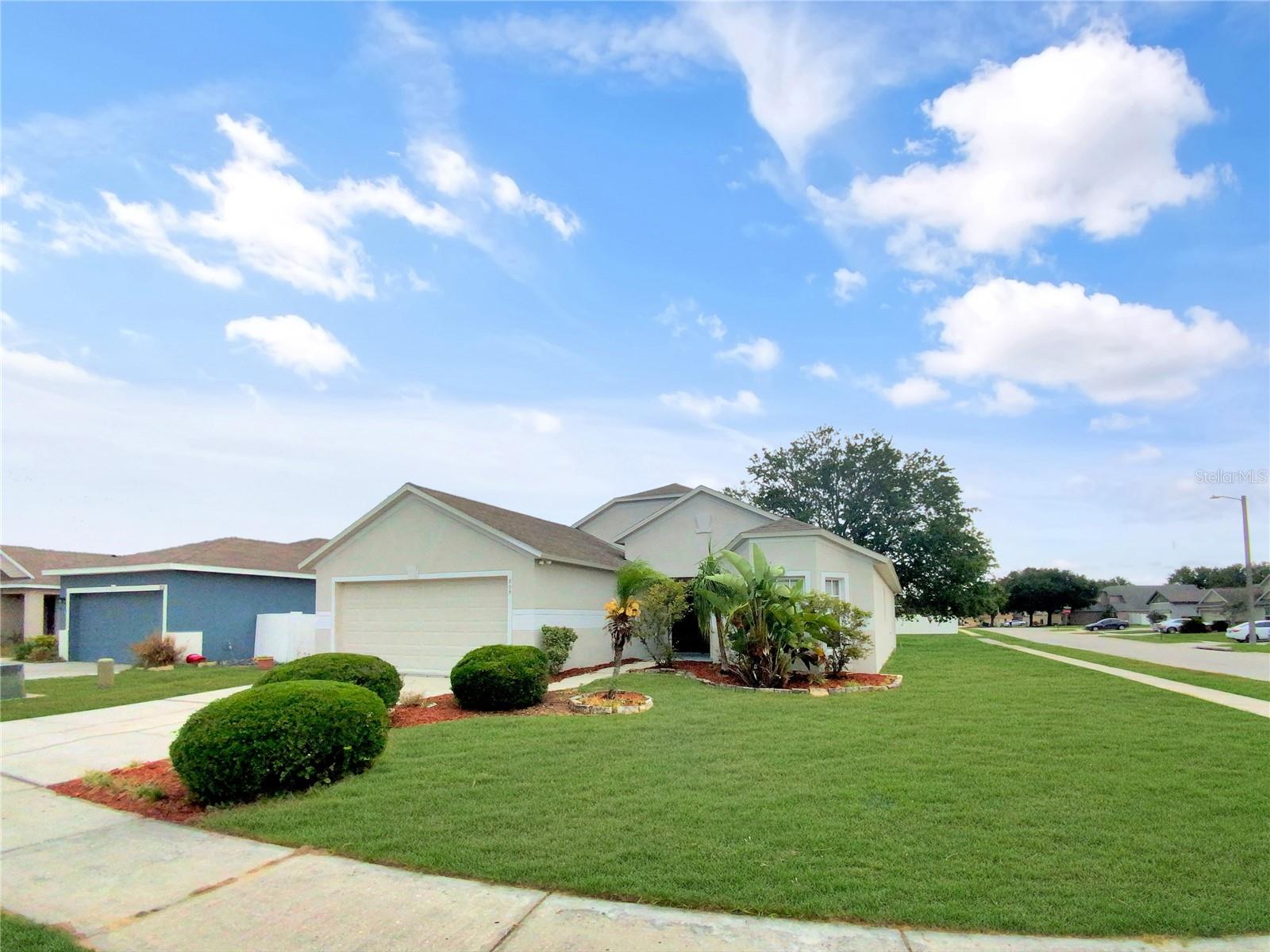 Image 8 of 18 For 205 Hibiscus Street