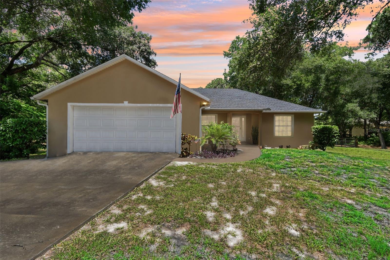 Details for 31154 Lochmore Circle, SORRENTO, FL 32776