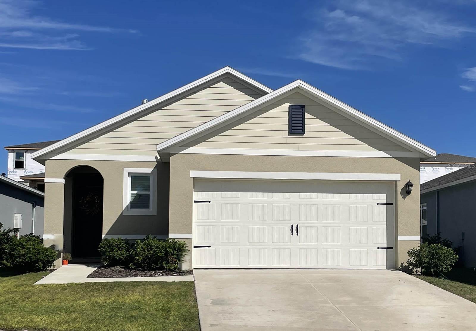 Listing Details for 31990 Katelin Circle, LEESBURG, FL 34748