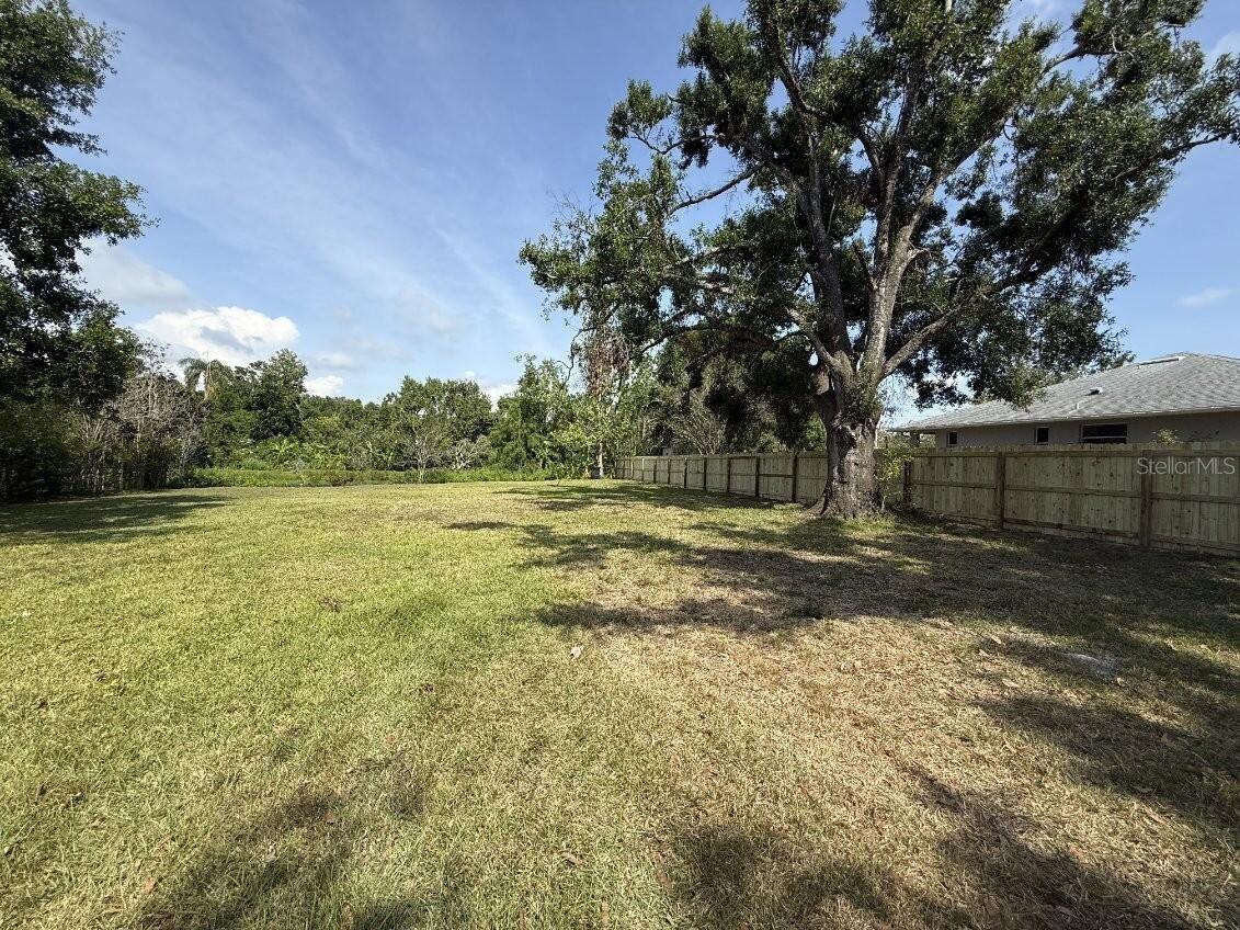 Image 6 of 6 For 116 Loquat Lane