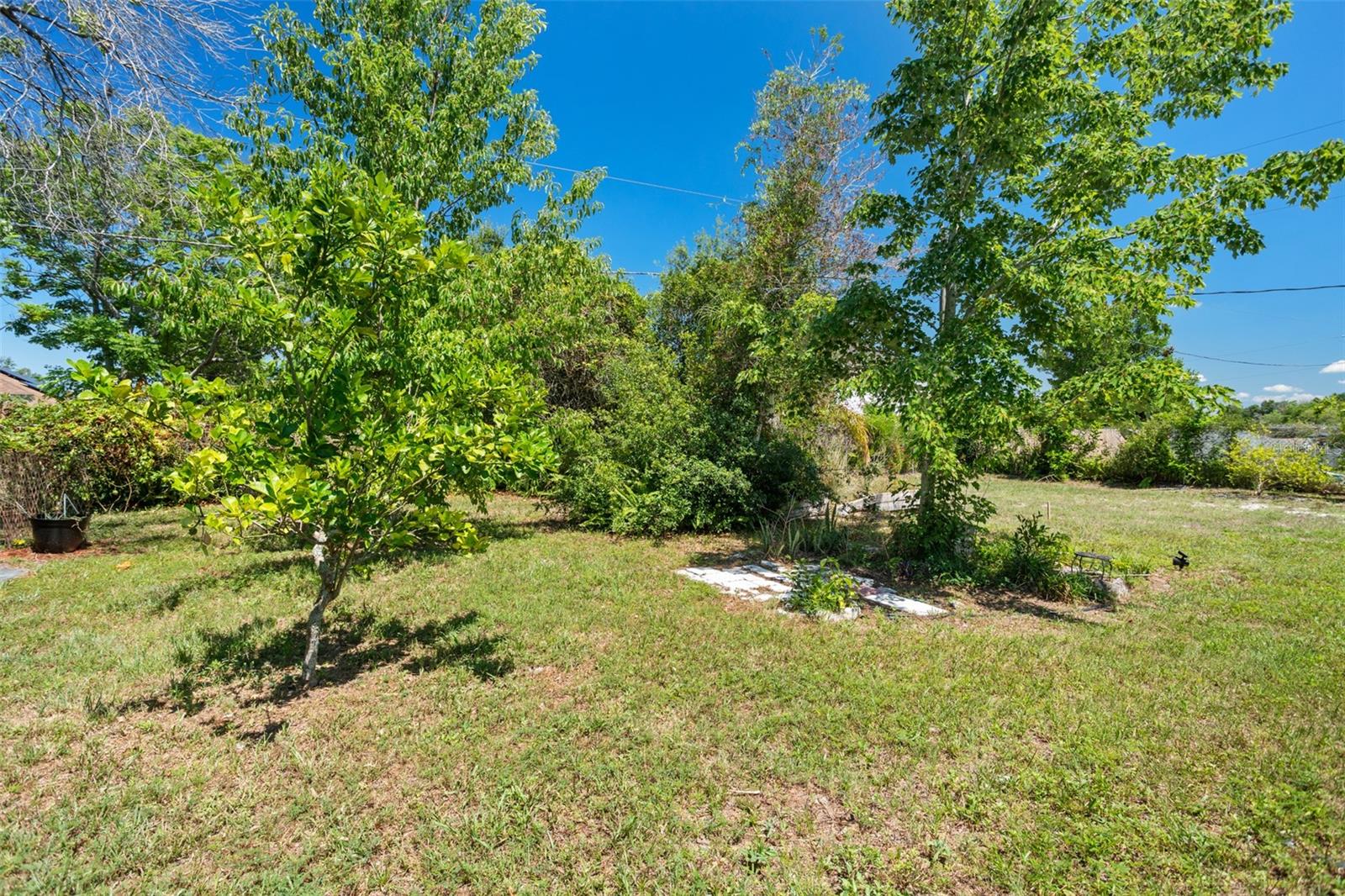 Image 32 of 38 For 809 Mentmore Circle