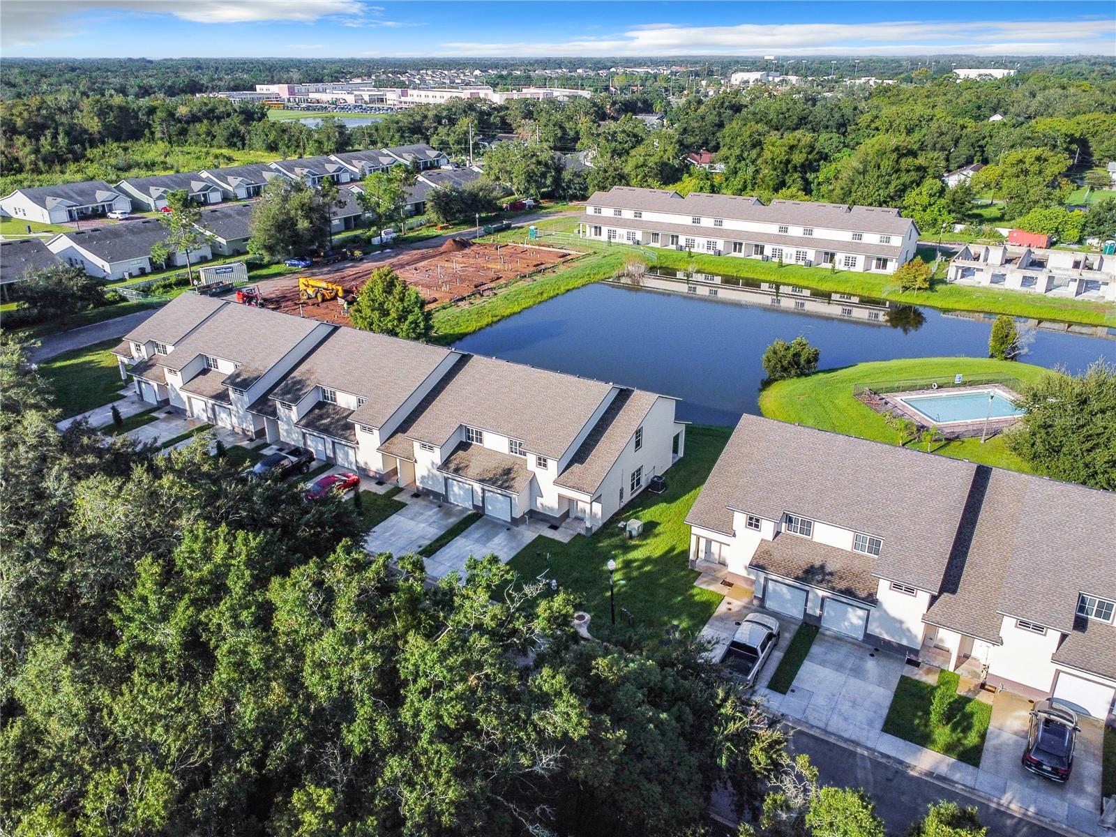 Image 16 of 70 For 1712 Barton Towne Circle