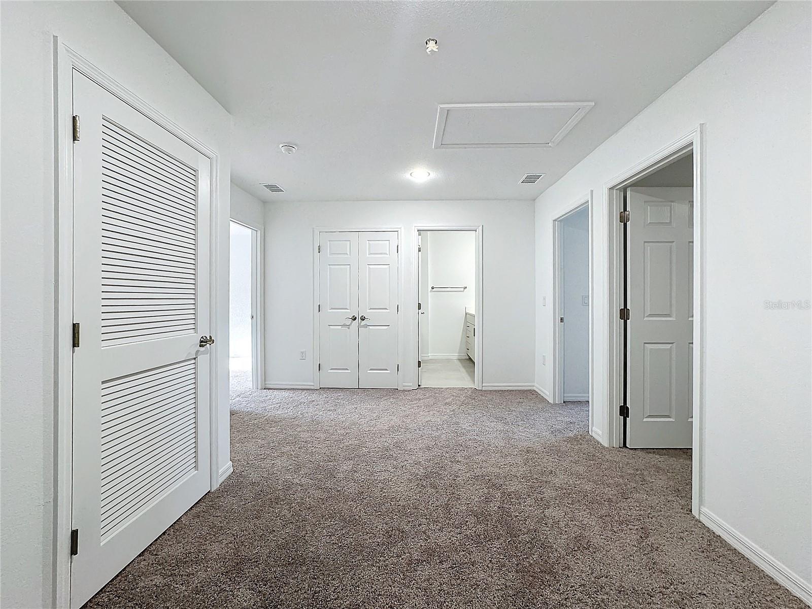 Image 43 of 70 For 1712 Barton Towne Circle
