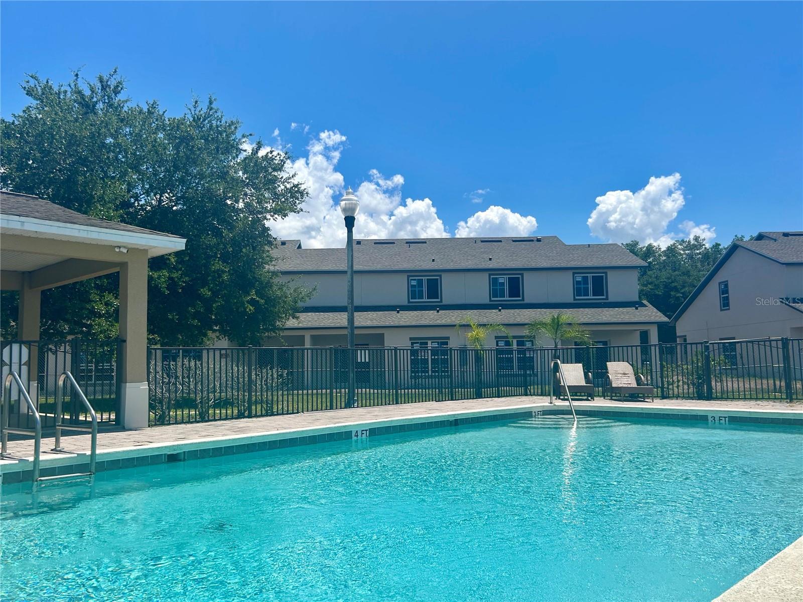 Image 9 of 70 For 1712 Barton Towne Circle