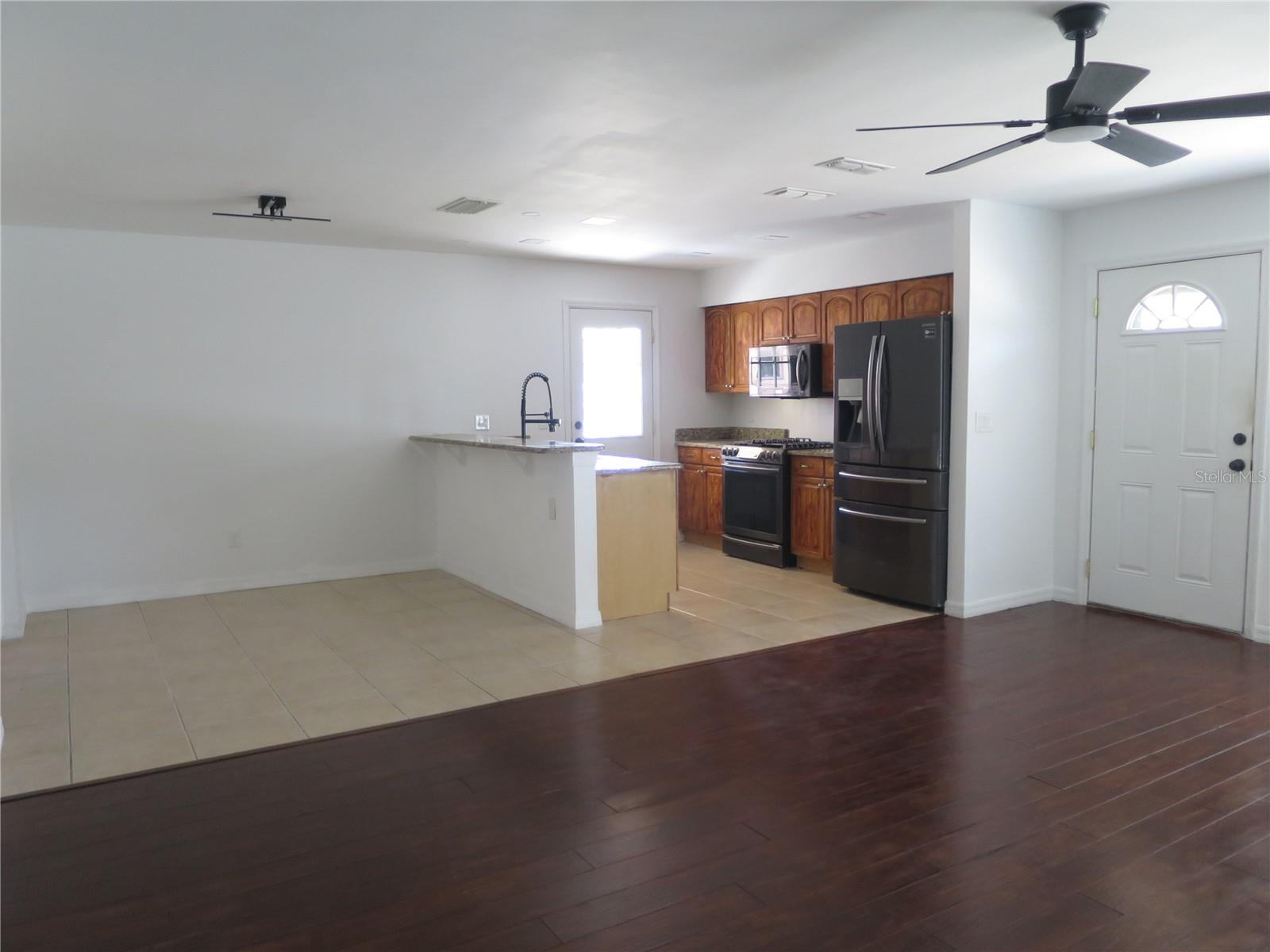 Image 10 of 41 For 10602 Whitman Circle
