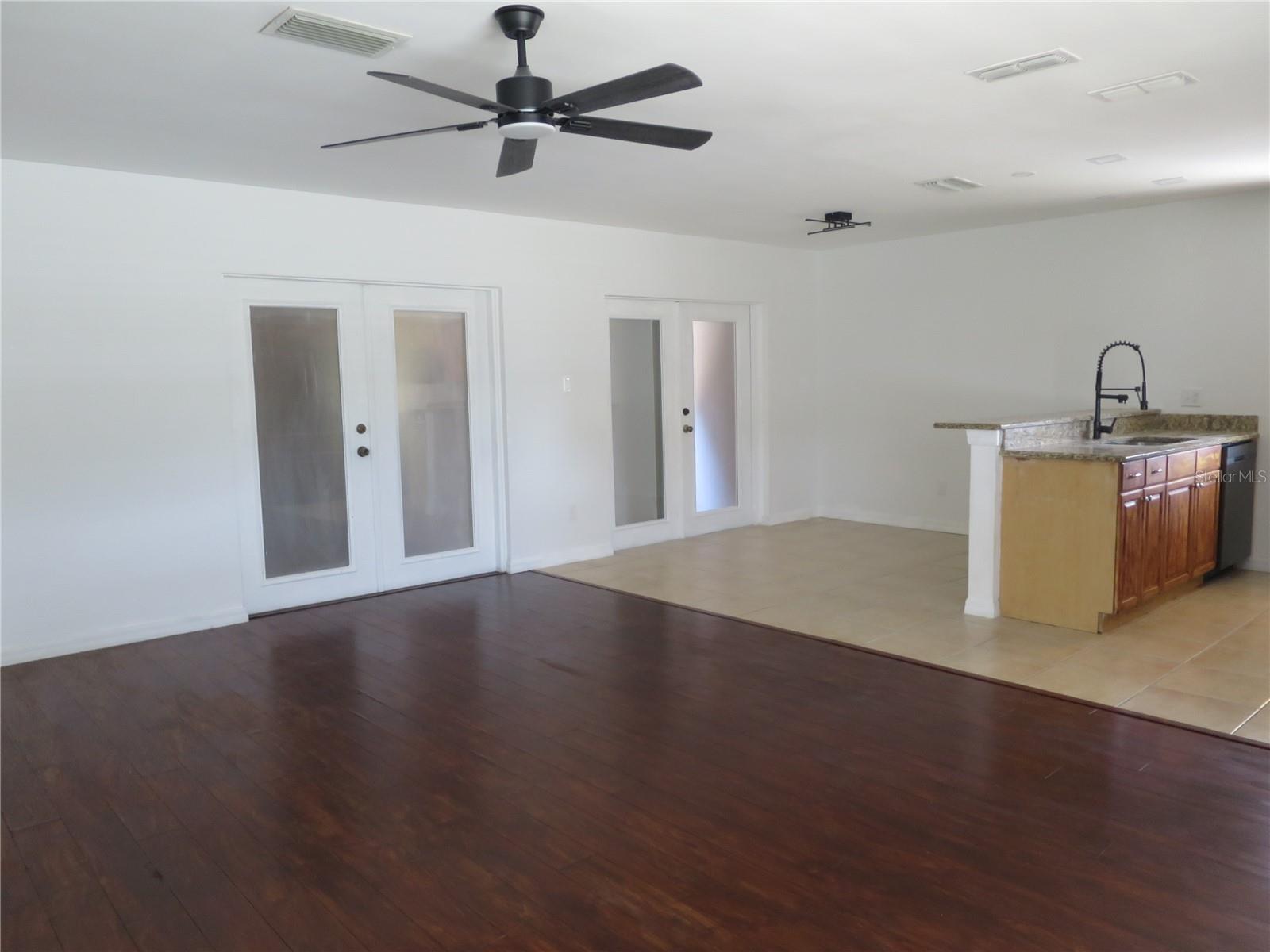 Image 13 of 41 For 10602 Whitman Circle