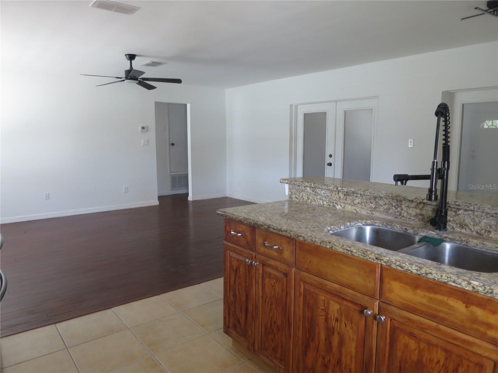 Image 15 of 41 For 10602 Whitman Circle