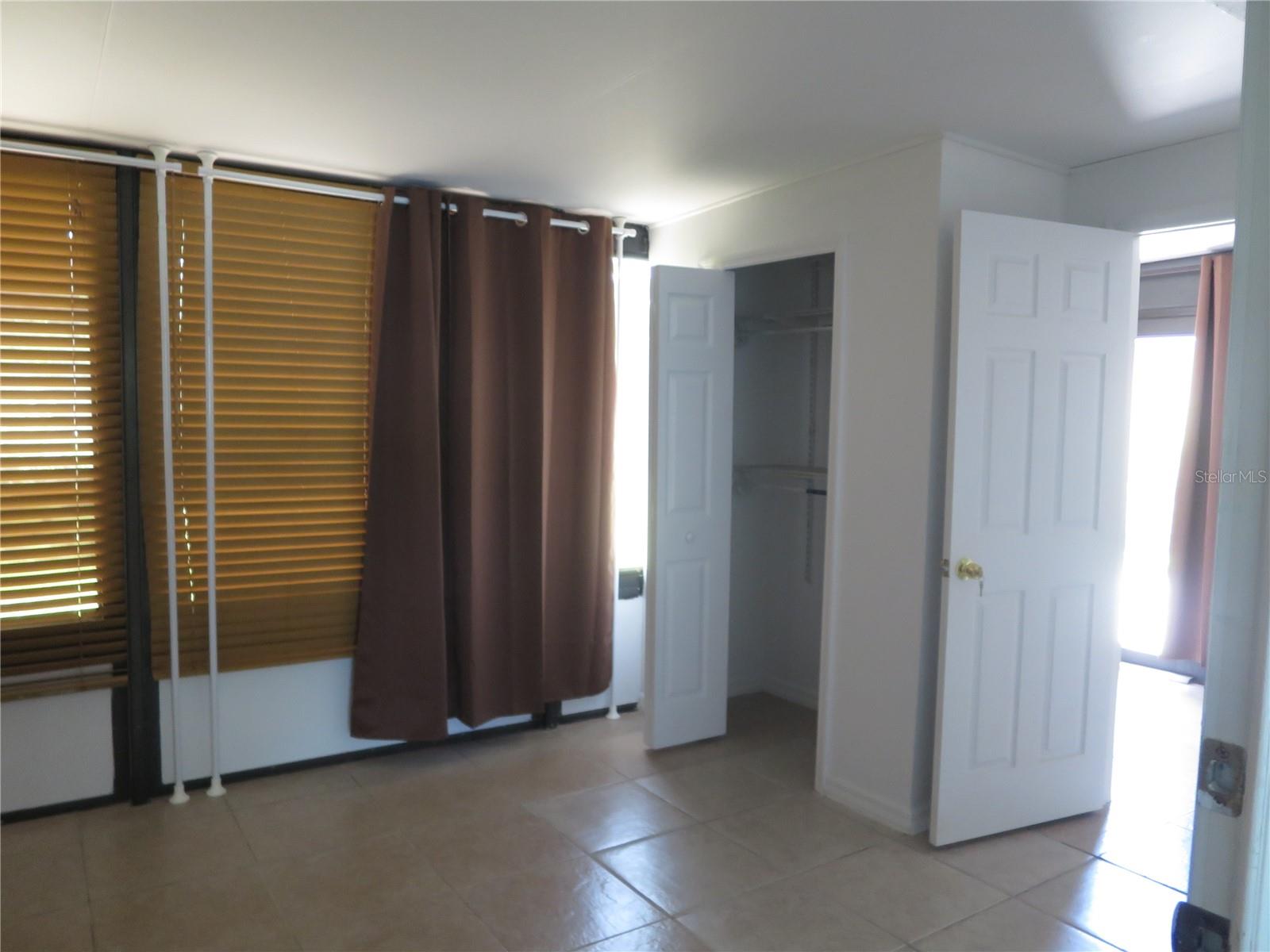 Image 33 of 41 For 10602 Whitman Circle