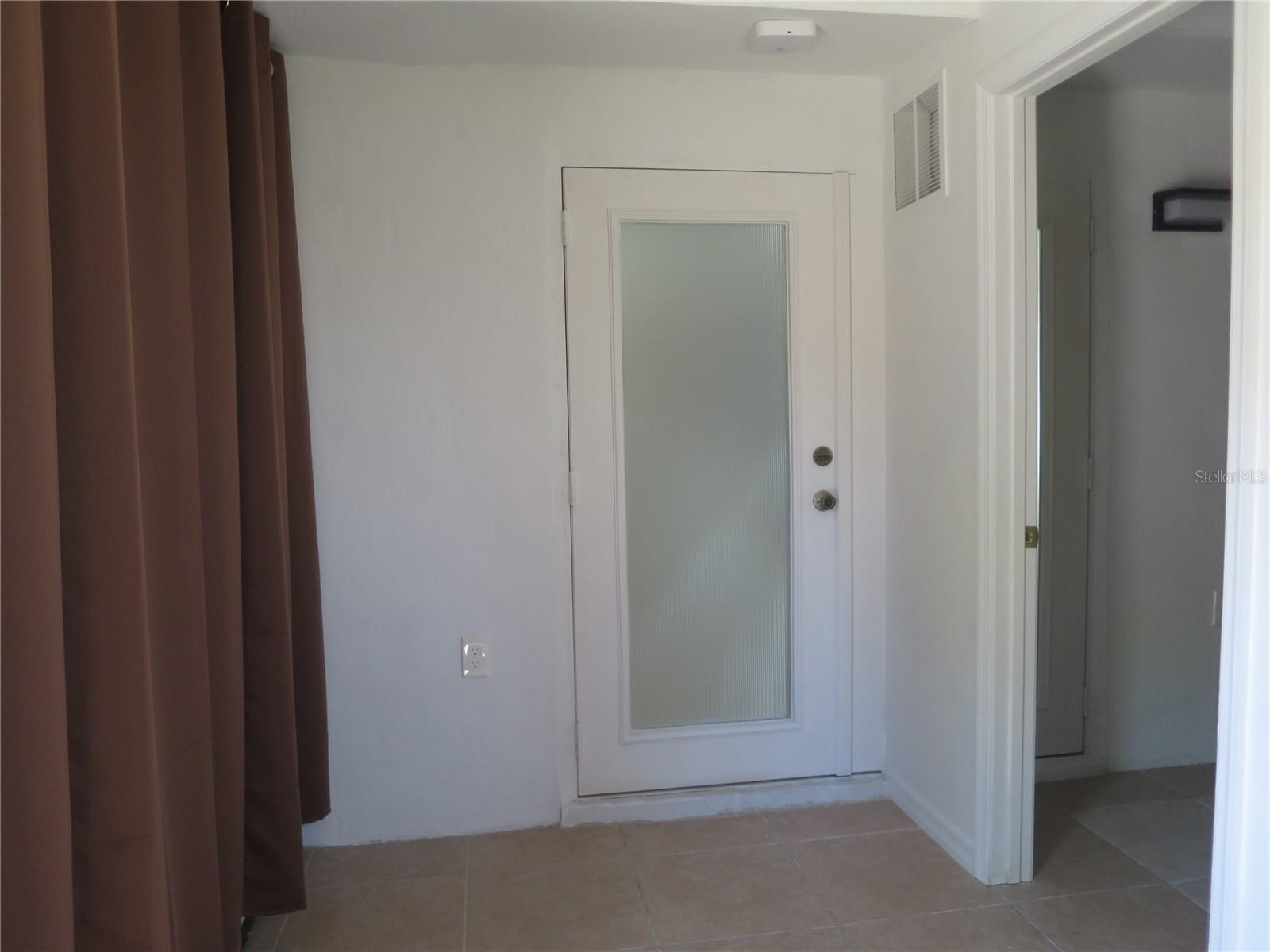 Image 34 of 41 For 10602 Whitman Circle
