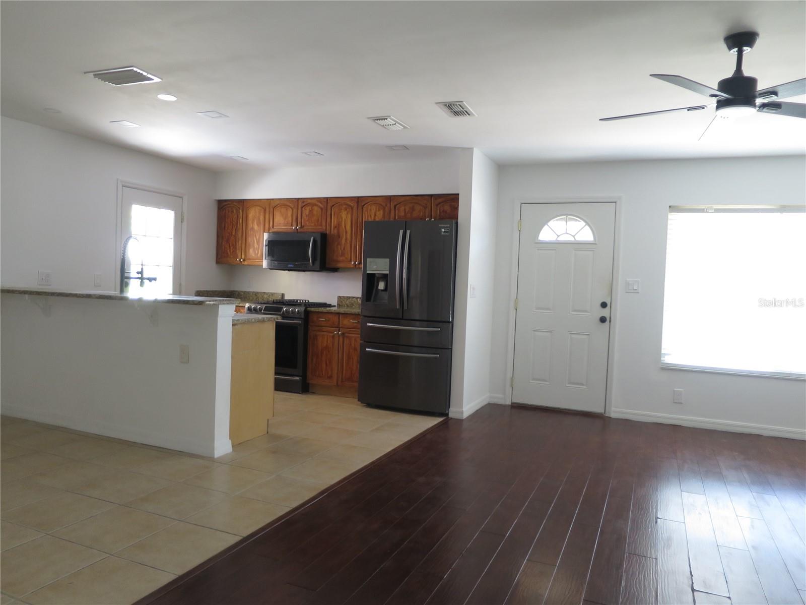 Image 8 of 41 For 10602 Whitman Circle