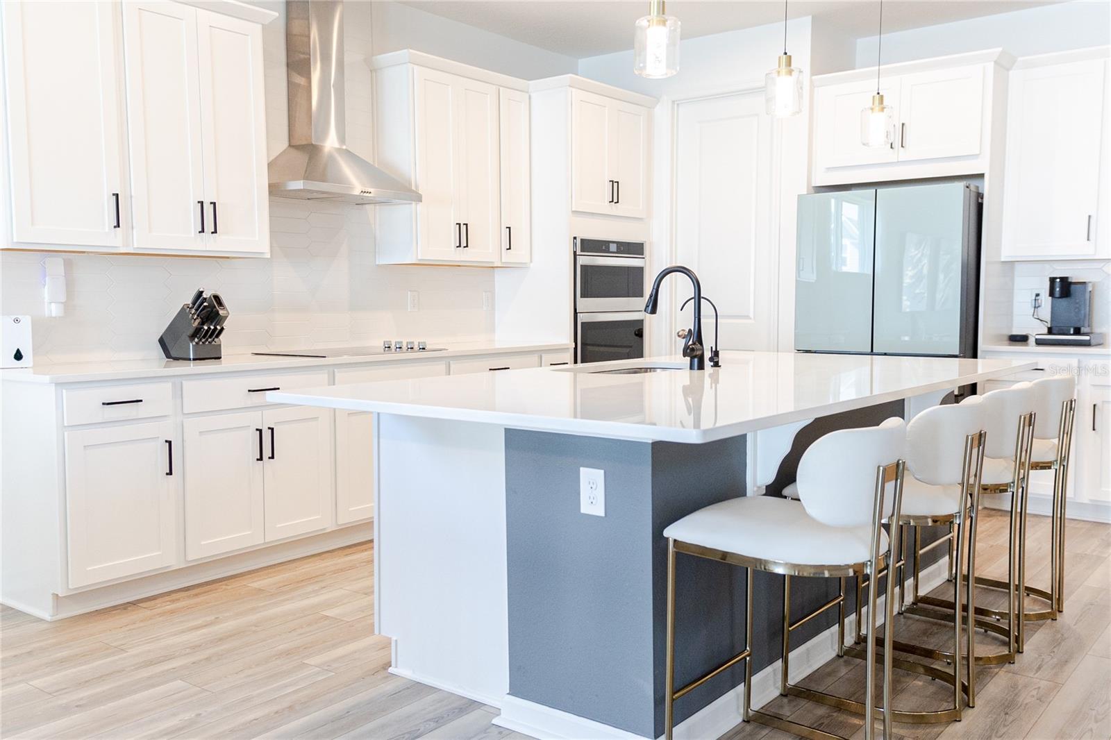 Image 3 of 19 For 7904 Waterfield Avenue 1