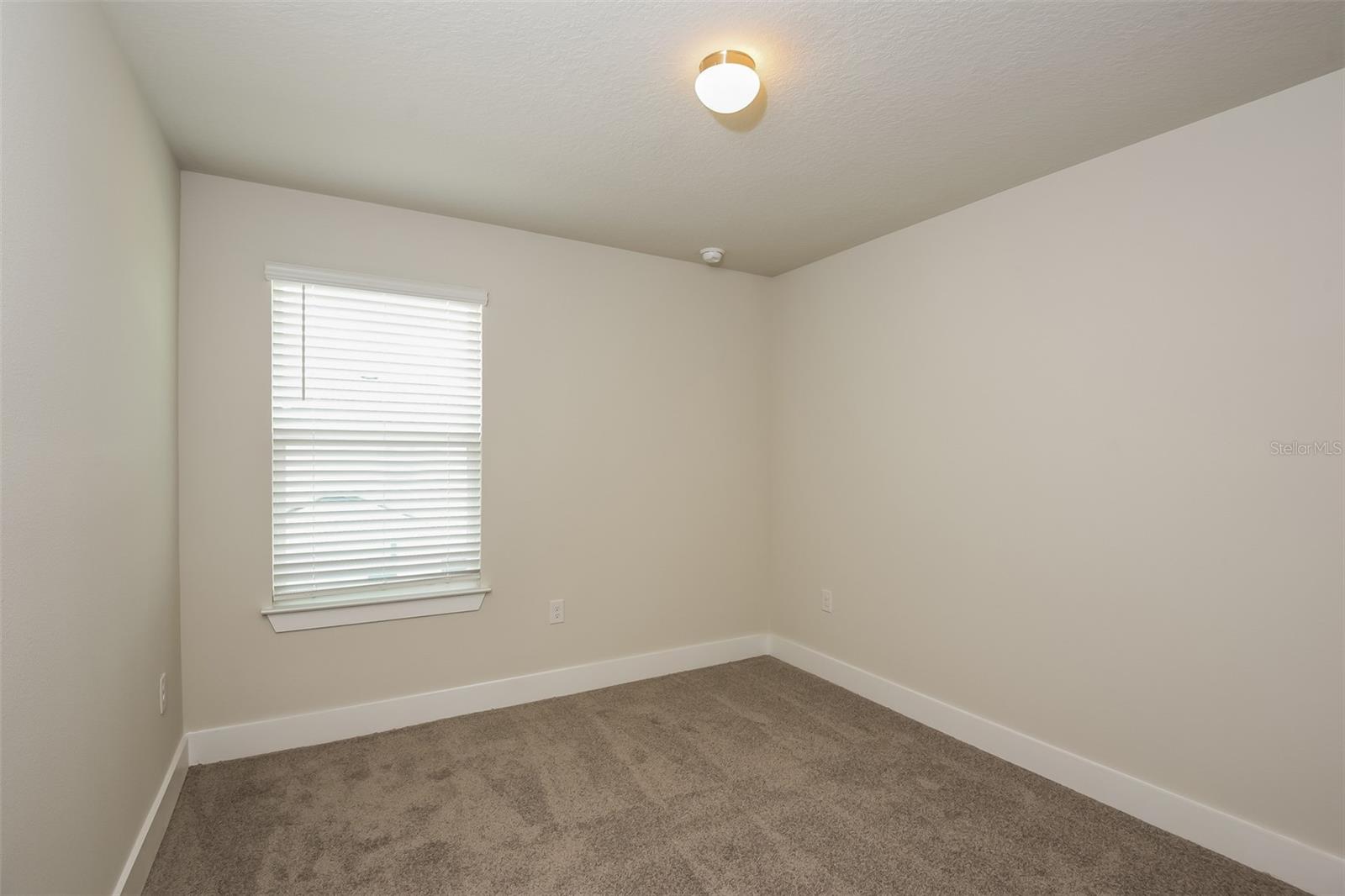 Image 10 of 17 For 812 Voorhis Avenue