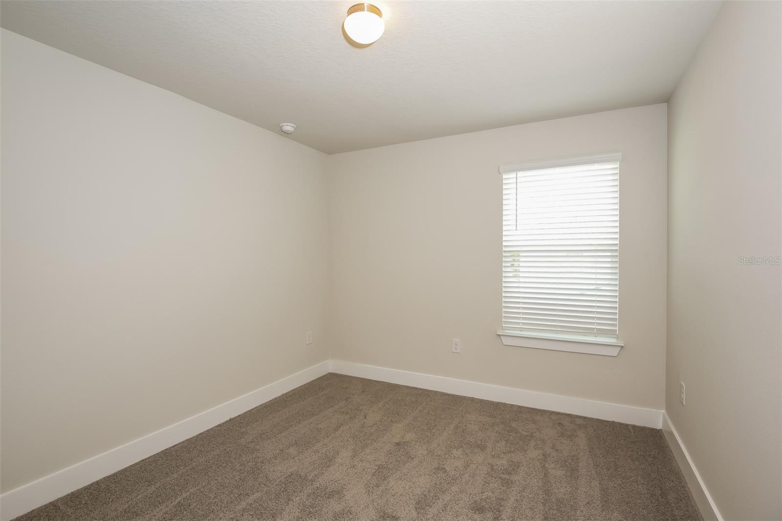Image 13 of 17 For 812 Voorhis Avenue