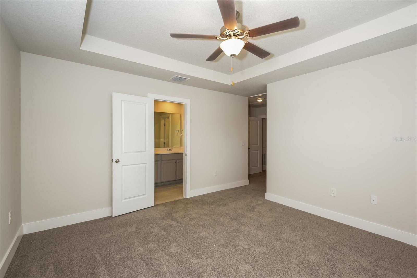 Image 9 of 17 For 812 Voorhis Avenue