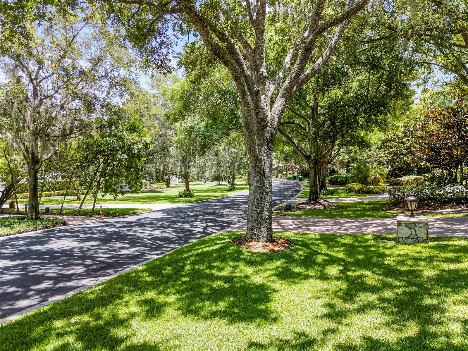 Image 8 of 73 For 5138 Fairway Oaks Drive