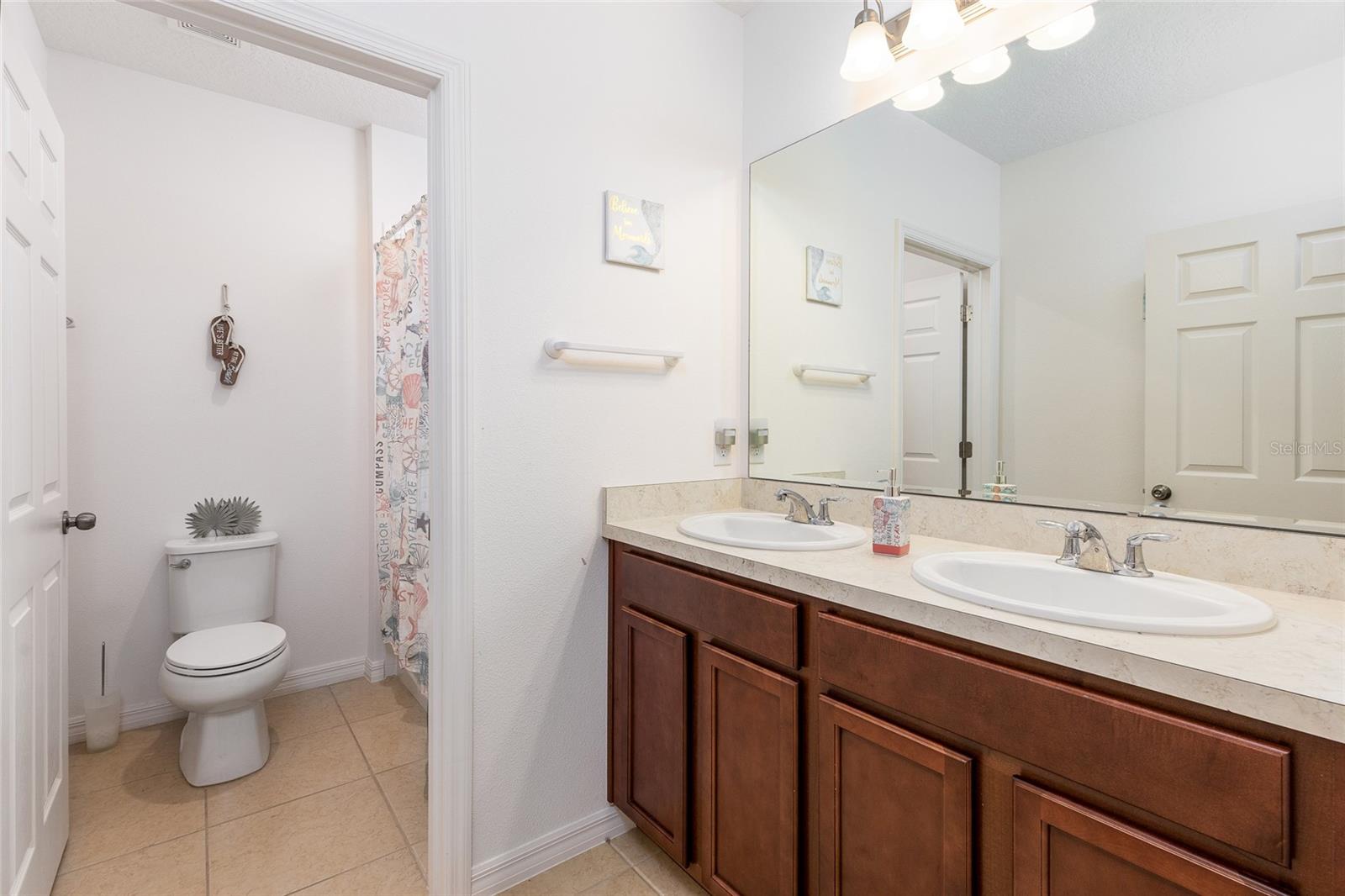 Image 11 of 21 For 122 Blue Cypress Drive