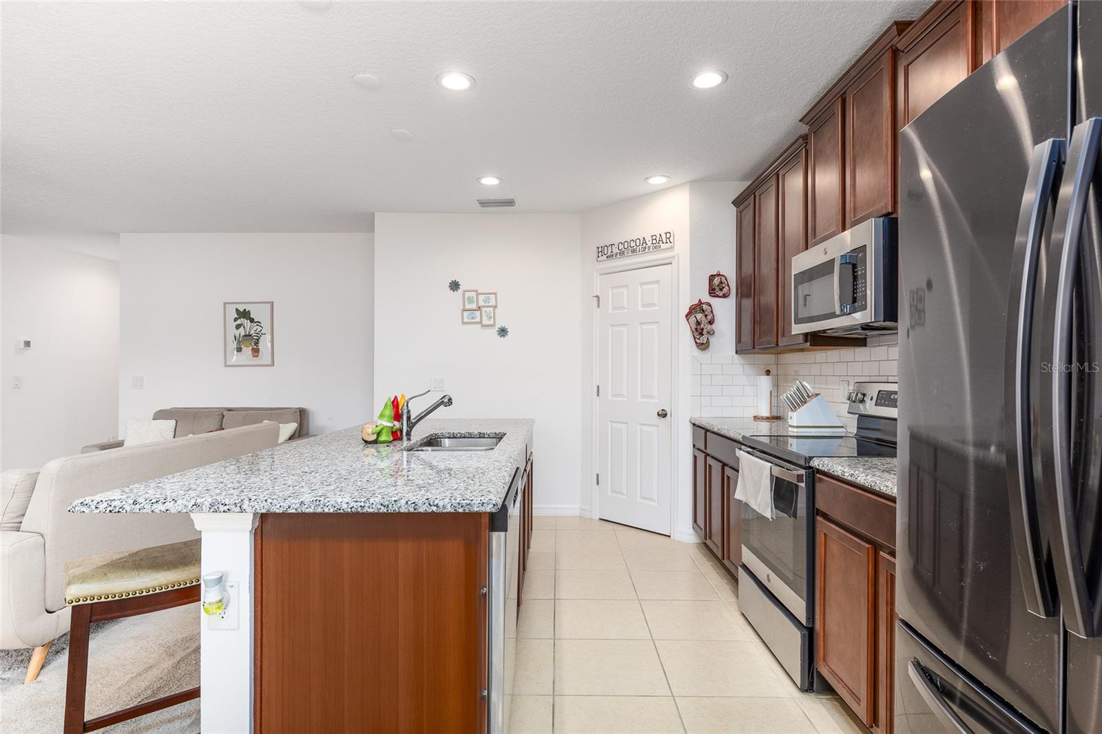 Image 5 of 21 For 122 Blue Cypress Drive