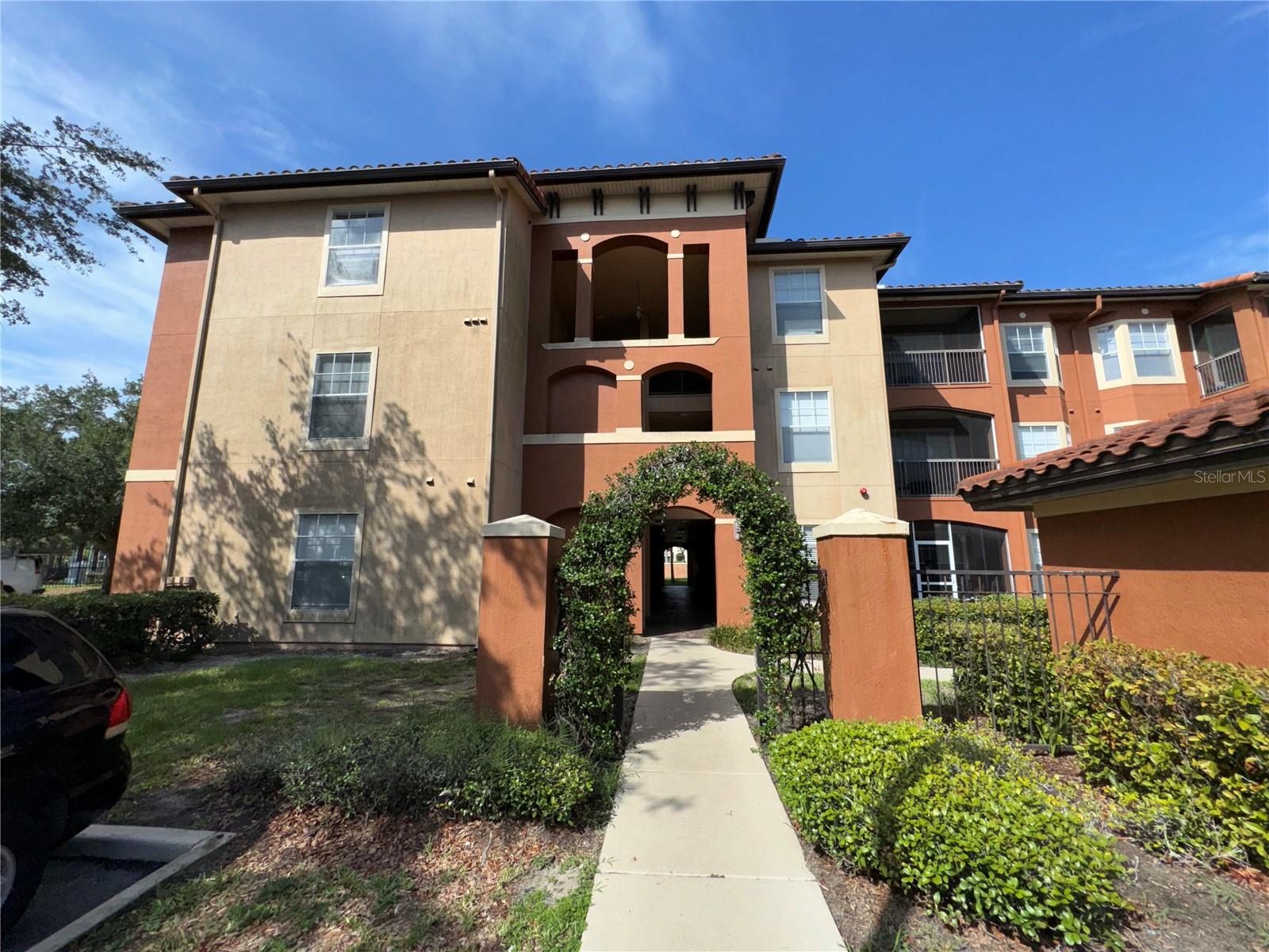 Details for 5560 Metrowest Boulevard 3-204, ORLANDO, FL 32811