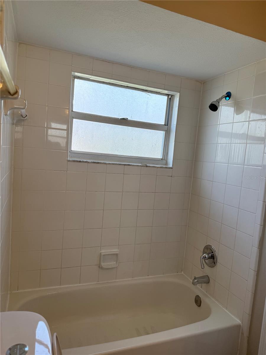 Image 24 of 27 For 2444 Summerfield Way 1