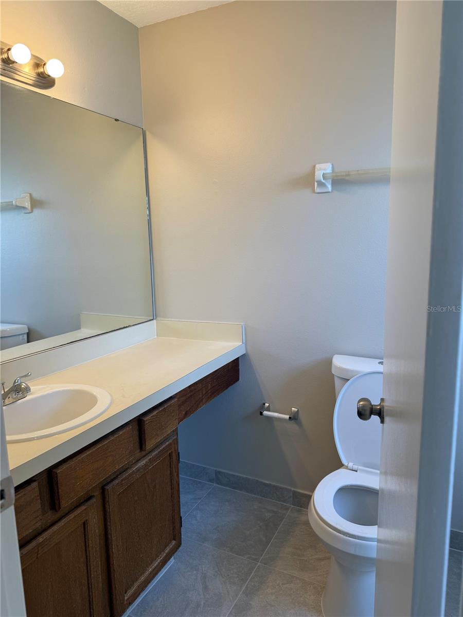 Image 25 of 27 For 2444 Summerfield Way 1