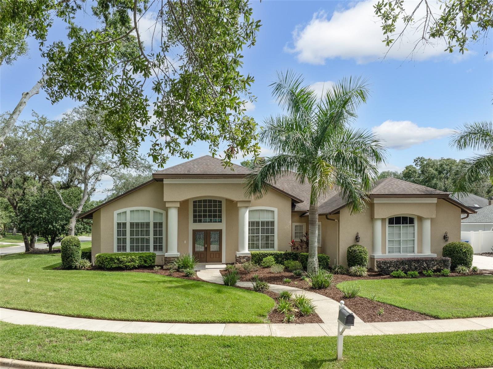 Details for 824 Royalwood Lane, OVIEDO, FL 32765