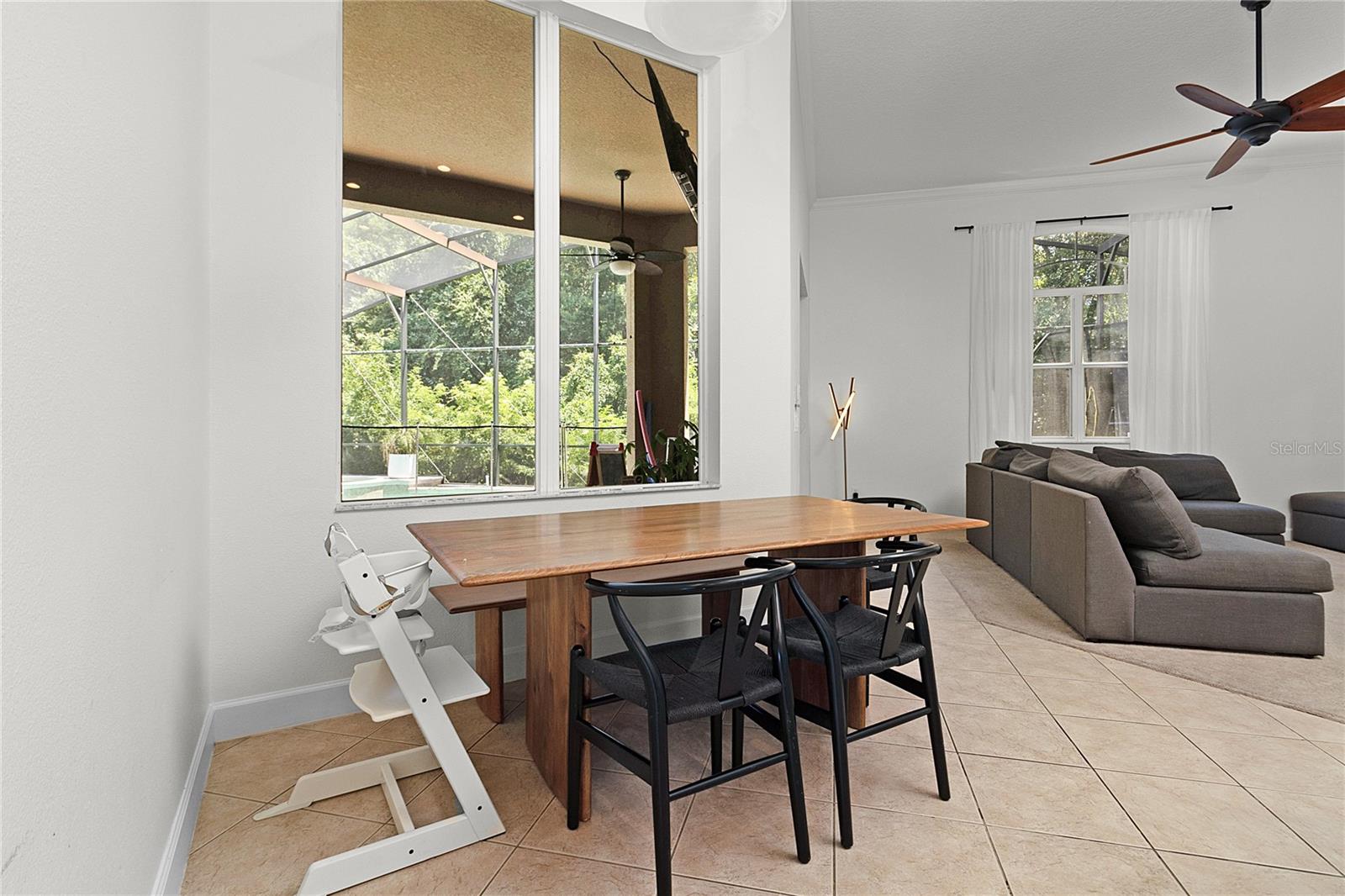 Image 14 of 81 For 4965 Parkview Drive